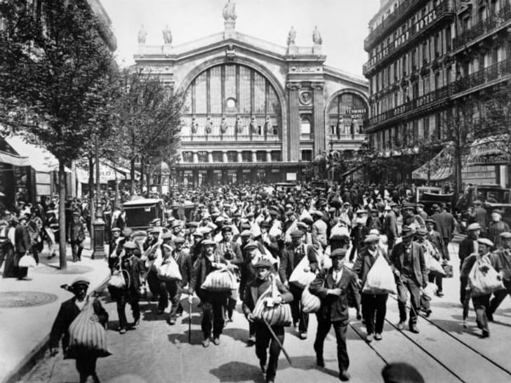 WWI Centennial France Mobilizes, Germany Declares War on Russia