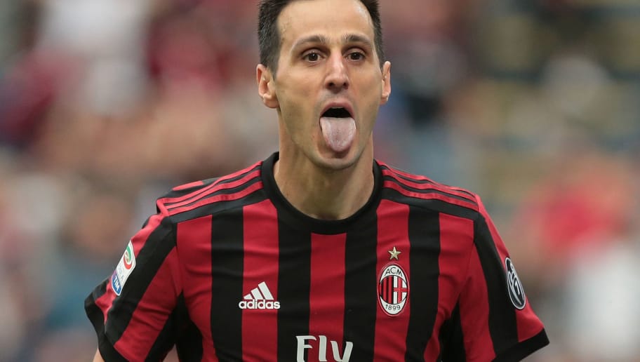 达里奇:卡利尼奇说他不舒服,所以我让他回国修