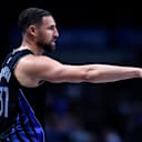 Klay Thompson is turning into a grumpy old man and we're absolutely here for it