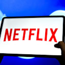 Başarısız bilimkurgu dizisi Netflix'te yeniden yükselişe geçti