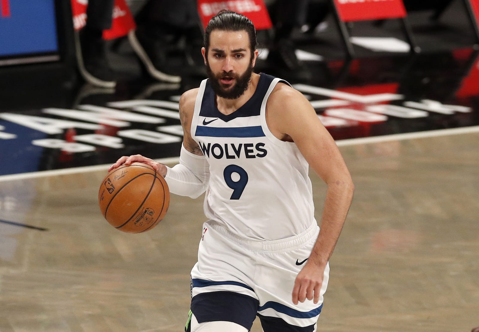 Ricky Rubio traded from Wolves to Jazz for 1st-round pick
