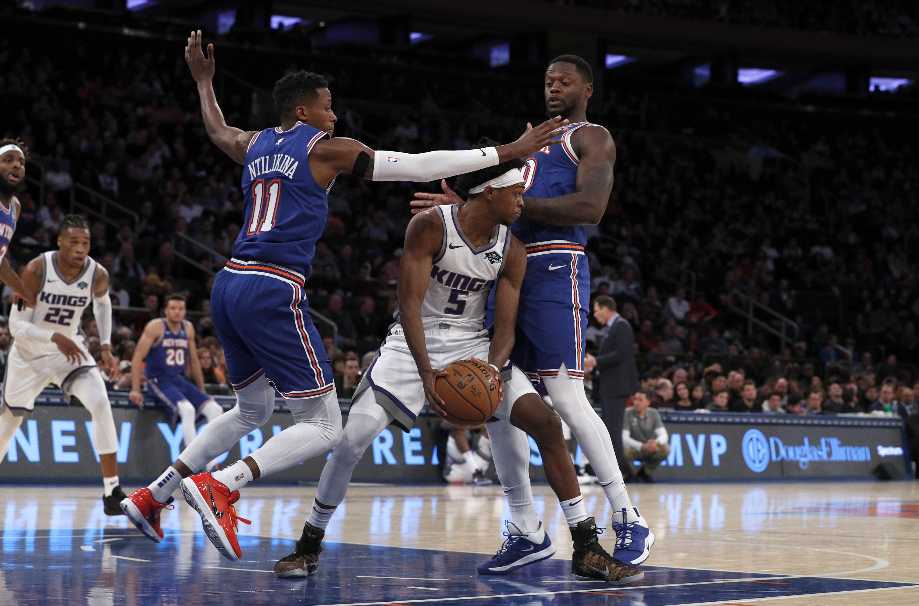 De'Aaron Fox traded to NY Knicks in B/R's latest piece