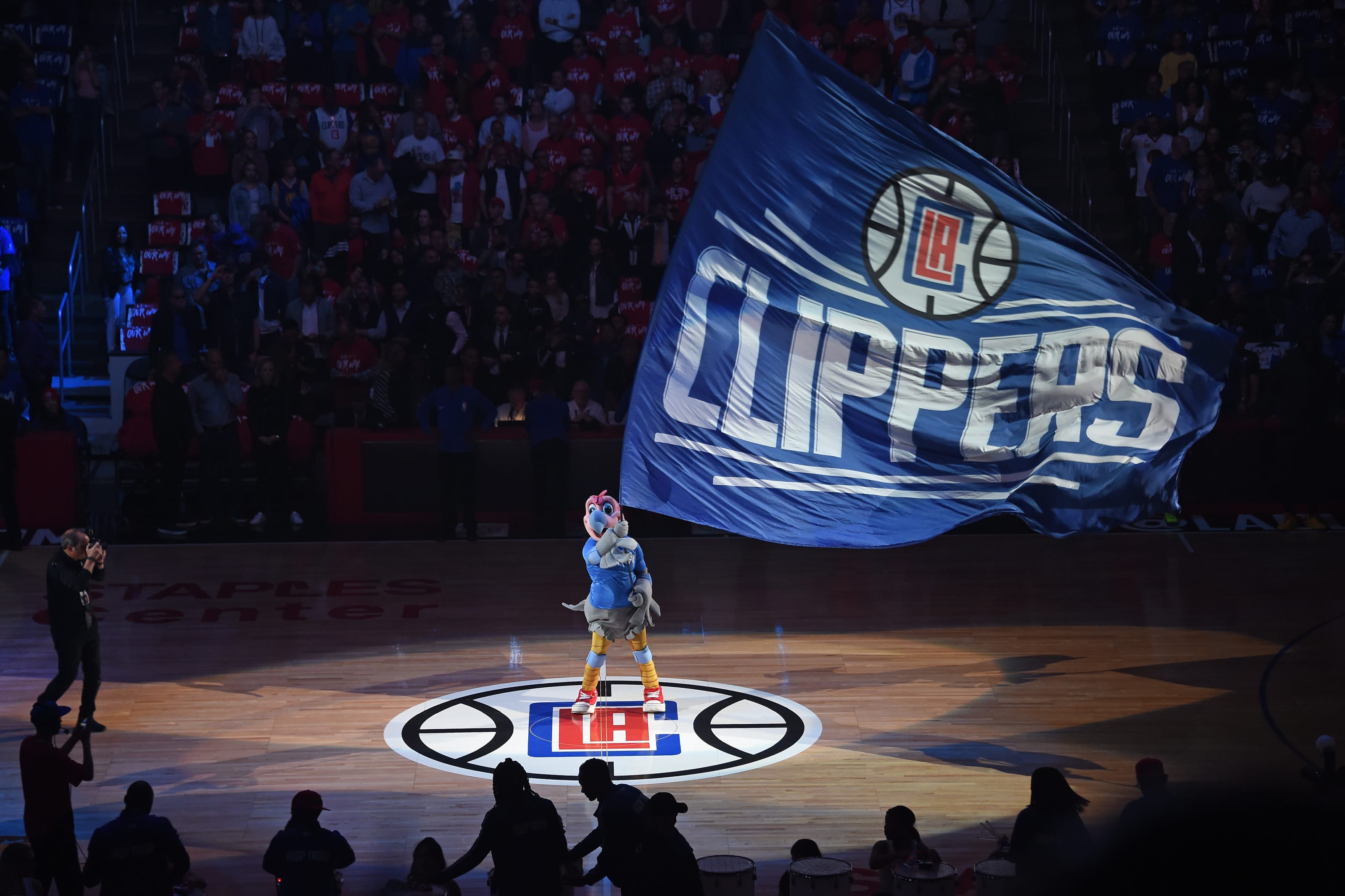 Championship banners in the arena during the game between the Los News  Photo - Getty Images