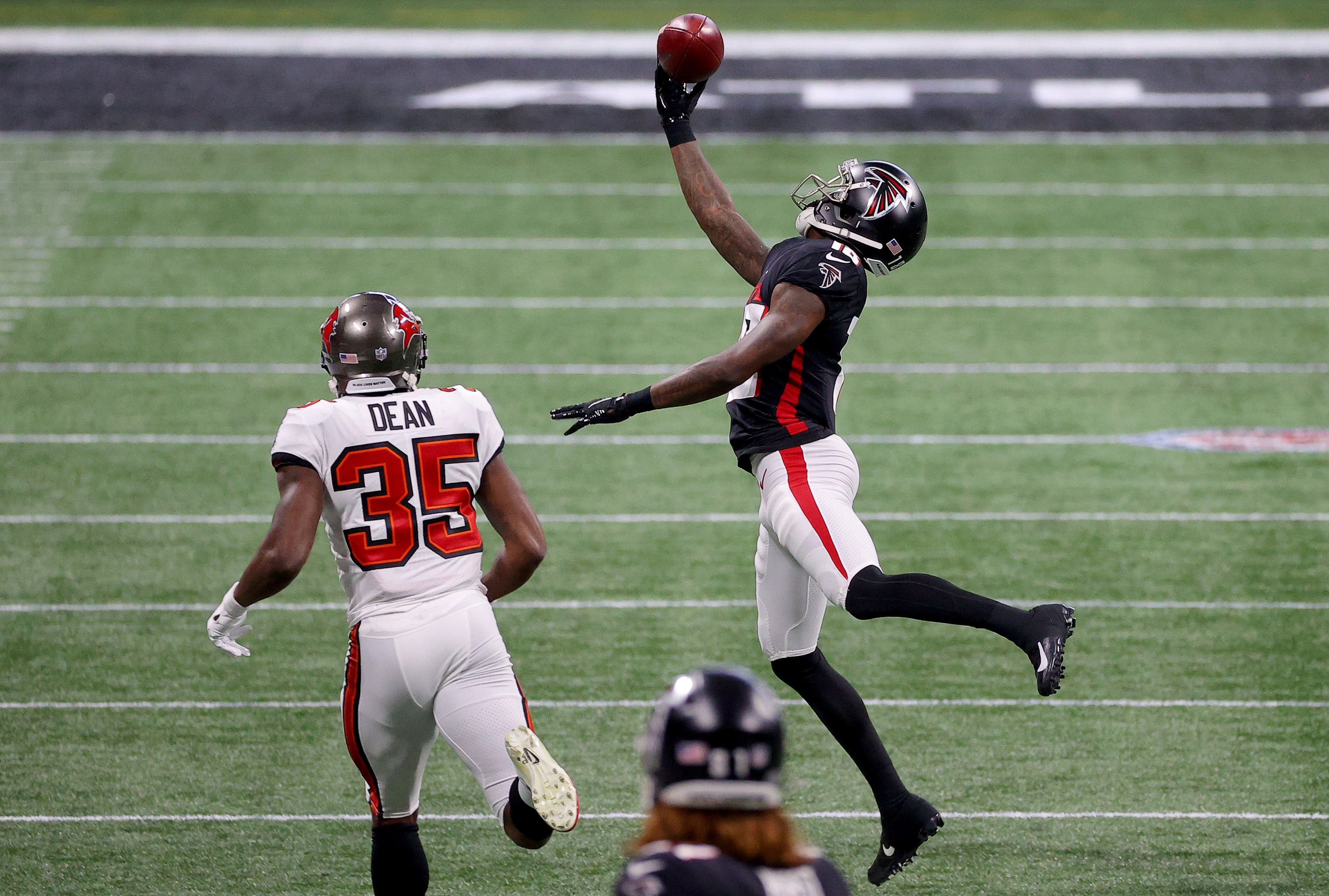 Atlanta Falcons: Studs and duds from Week 15 vs. Buccaneers - Page 2