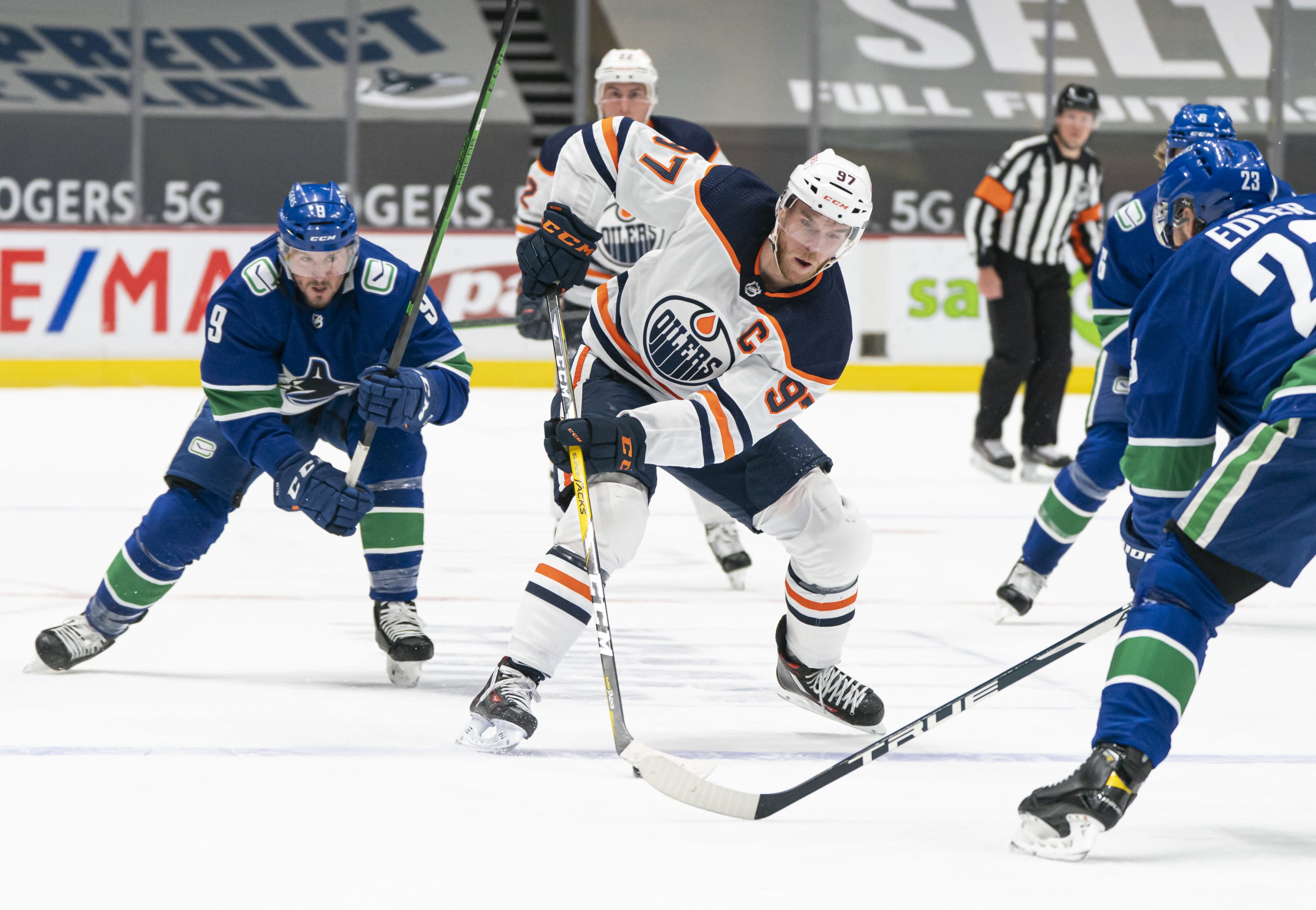 Interesting thought: Oilers are ditching the orange for the playoffs.  Canucks ditched the orca for their final home games. Both teams are allowed  to remove a jersey next year (3 year rule).