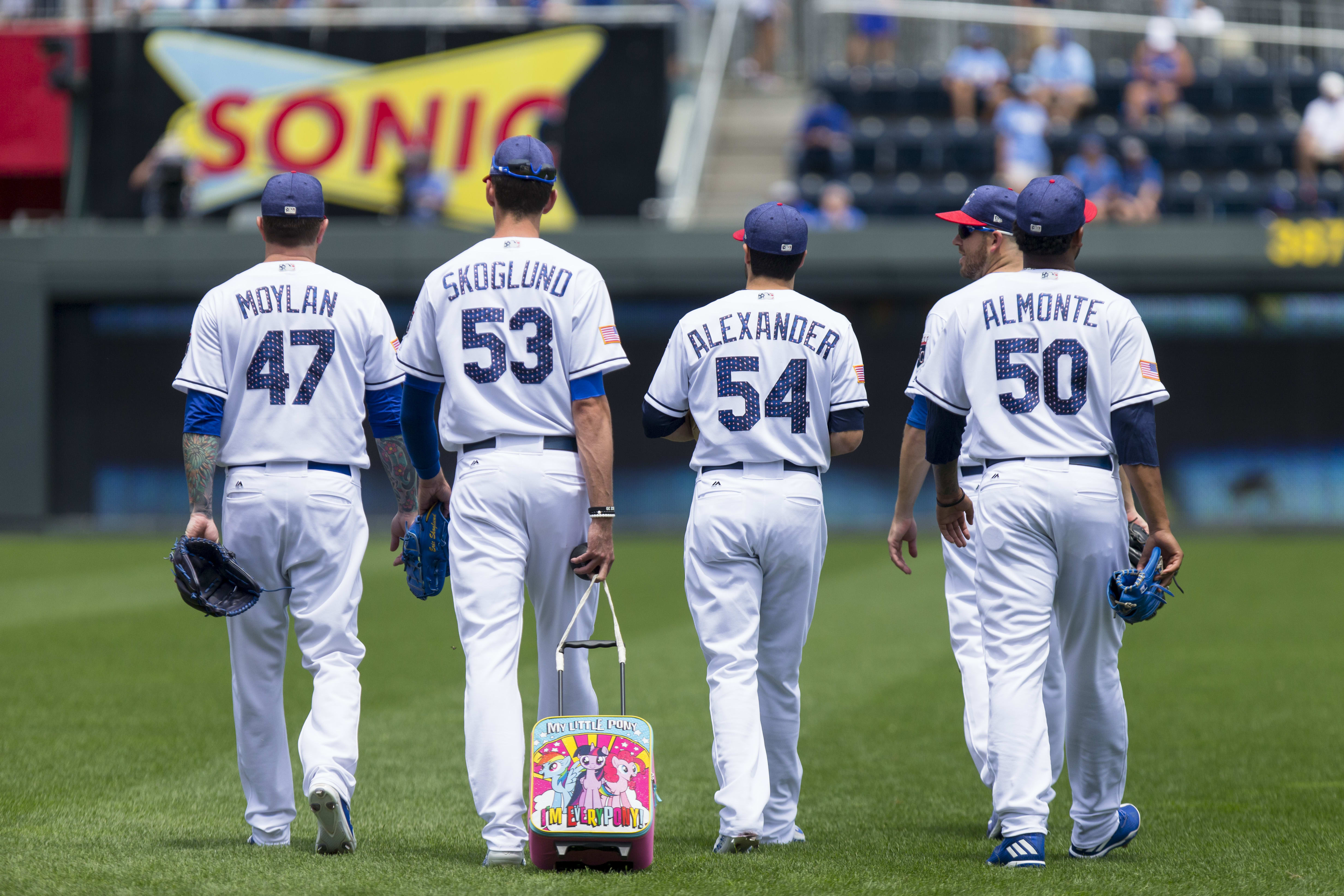 Kansas City Royals Need To Be All In For 2017 Season
