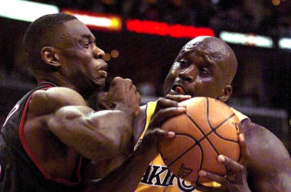 Top 10 Lakers playoff moments: Game 2, 2001 NBA Finals, Shaq's near  quad-dub - ESPN - Los Angeles Lakers Blog- ESPN
