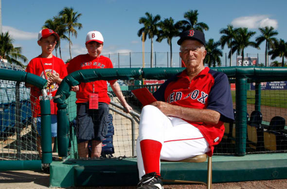 Red Sox legend Johnny Pesky dies