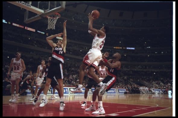 Scottie Pippen: Top 10 dunks 1994-95 season 