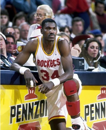 Hakeem Olajuwon 26 Points 5 Ast @ Knicks, 1996-97. 