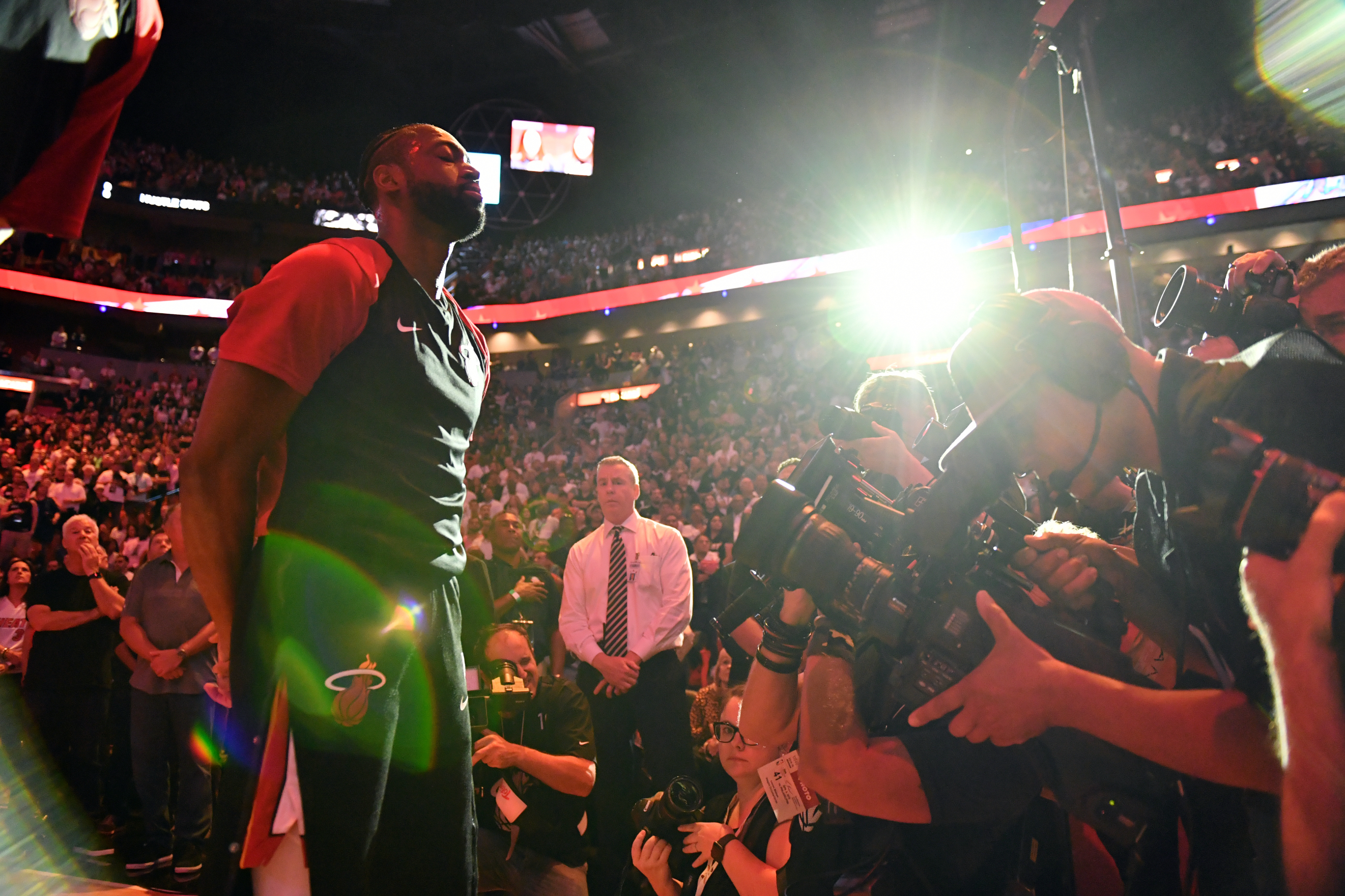 Dwyane Wade Went Off In His Final Heat Home Game And Miami Loved It