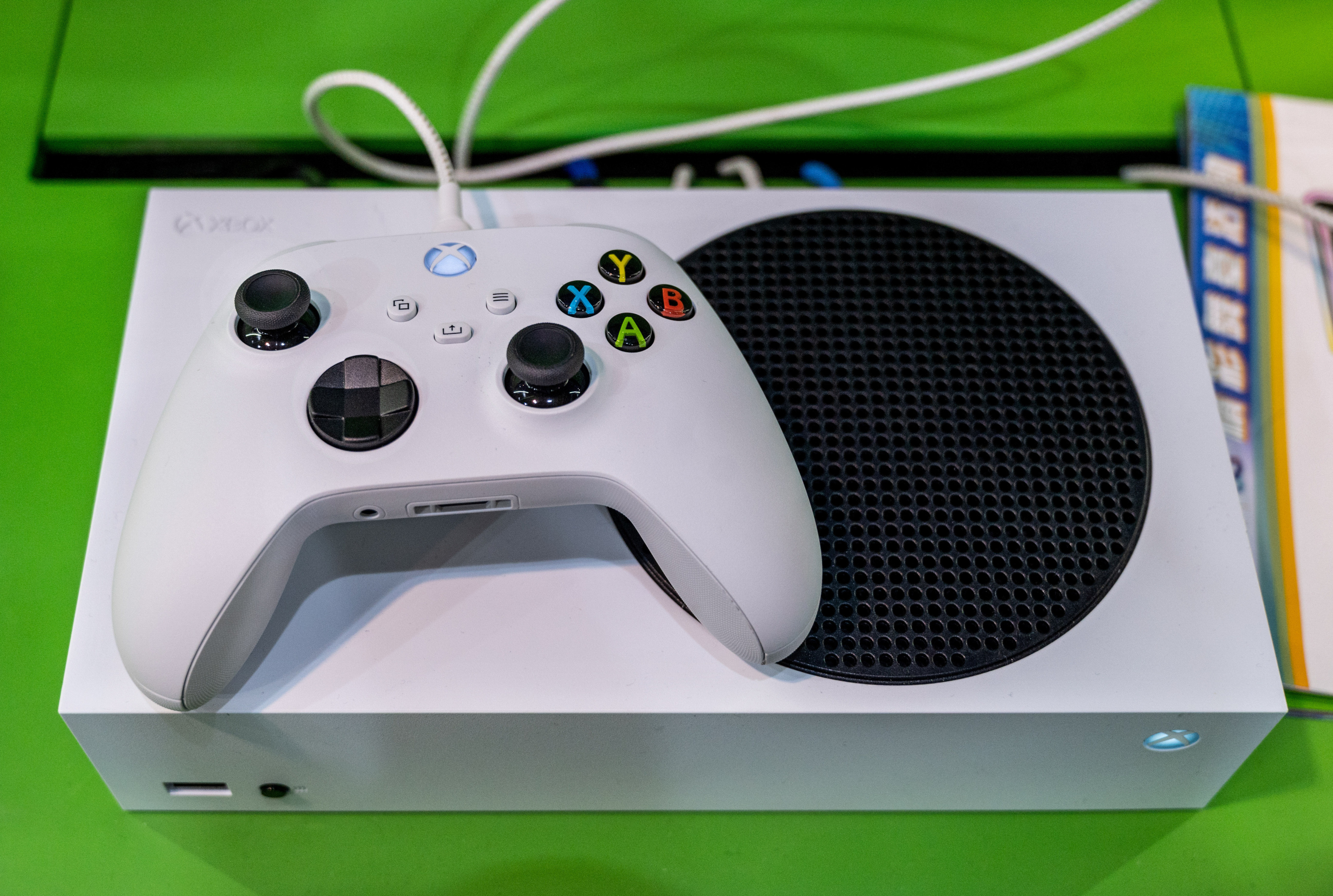 Target is selling the Xbox Series S with a free $70 game right now - The  Verge