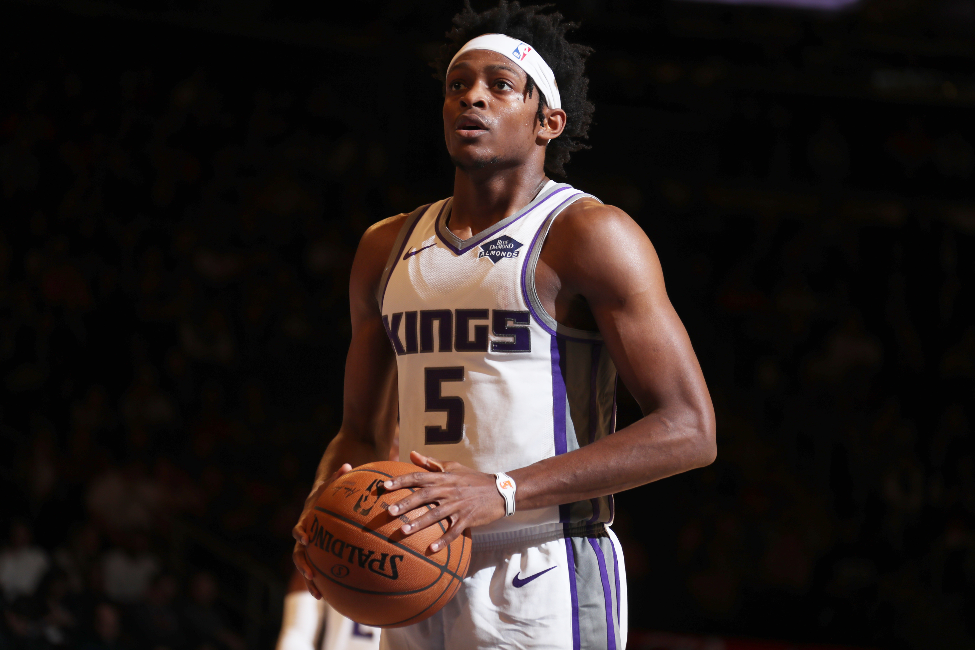 De'Aaron Fox Out 3-4 Weeks With Sprained Left Ankle - Sactown Sports