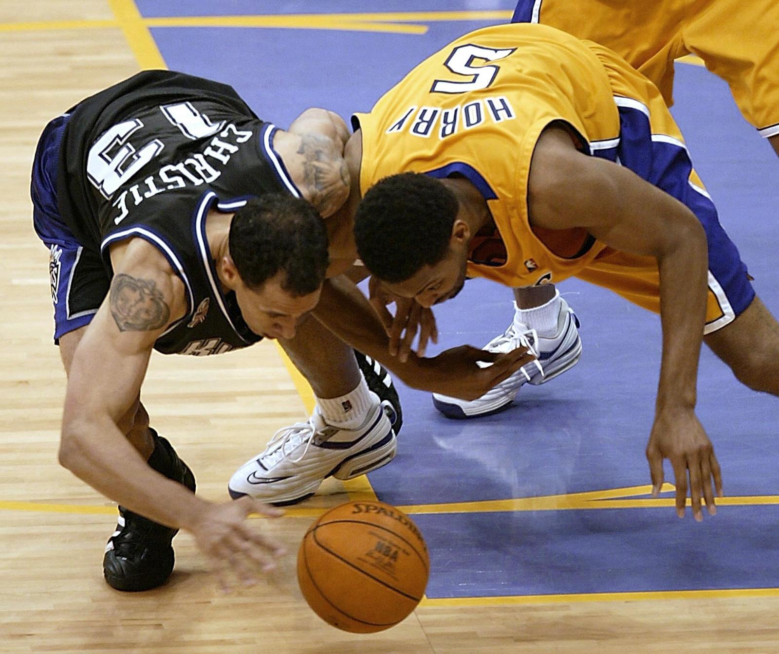 Why did 2002 NBA Western Conference Finals between LA Lakers and Sacramento  Kings create controversy? All the details you need to know