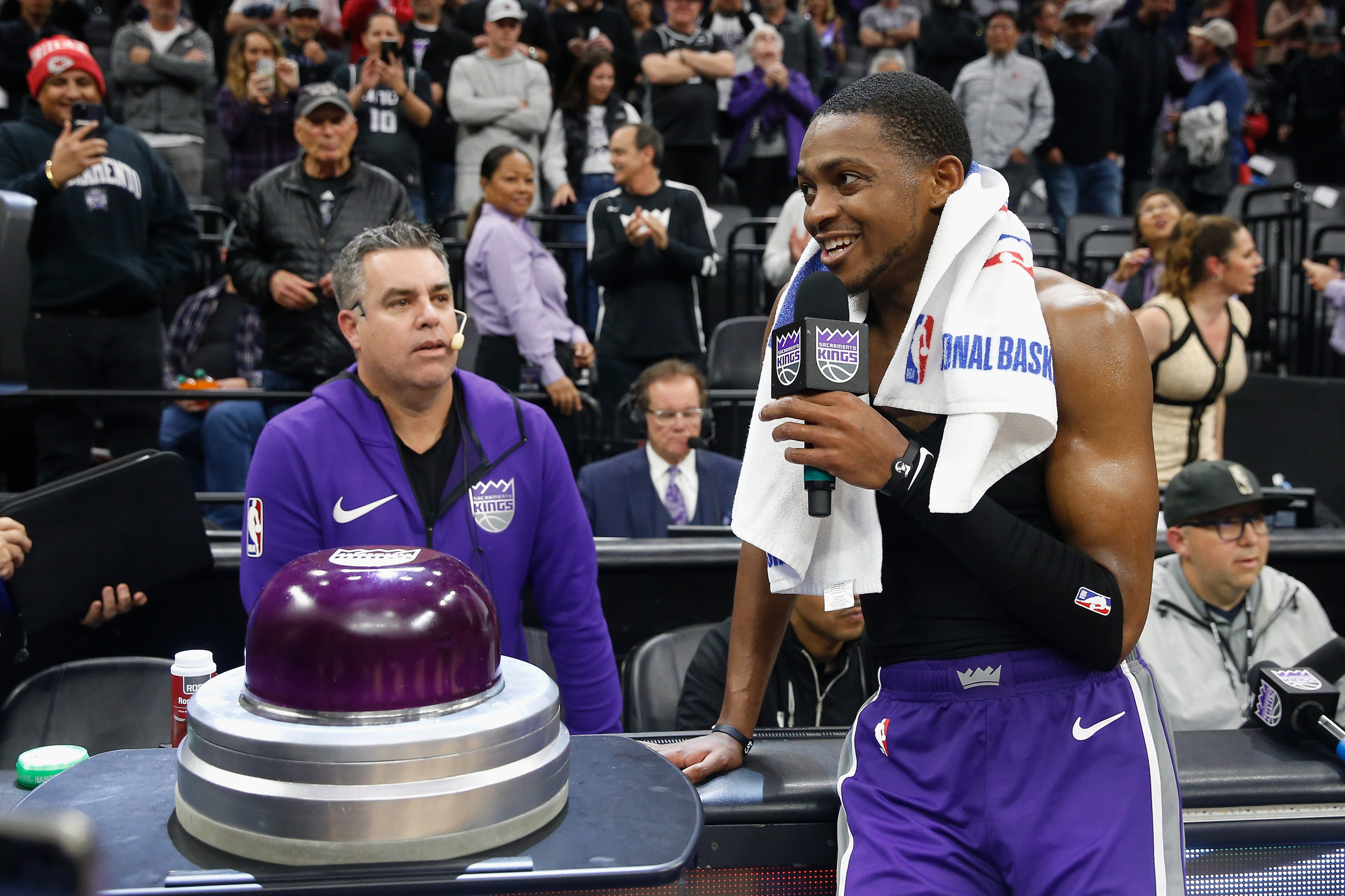 Light the beam! Everything you need to know about Kings' unique victory  celebration 