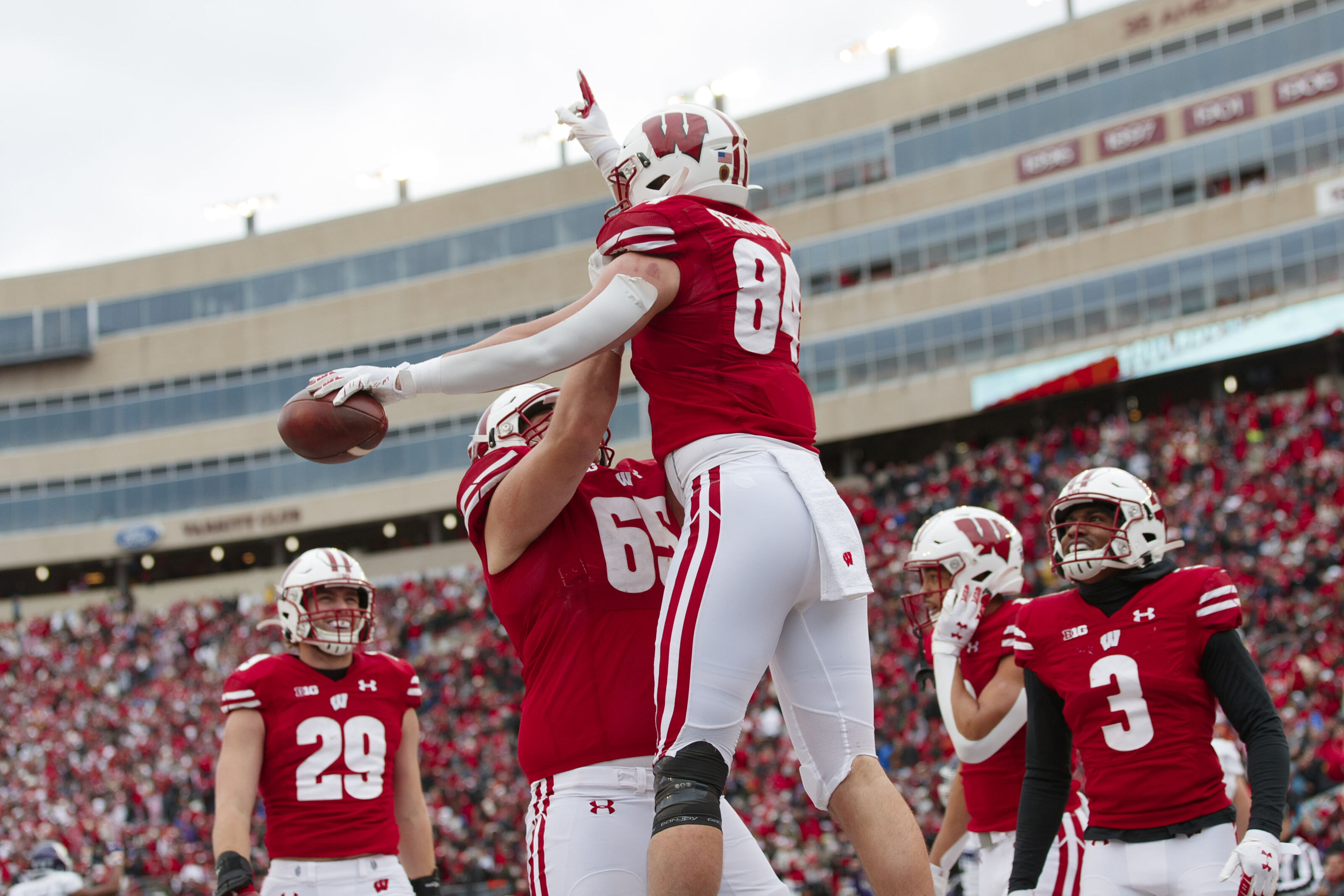 Wisconsin Football: Four Badgers invited to NFL Combine