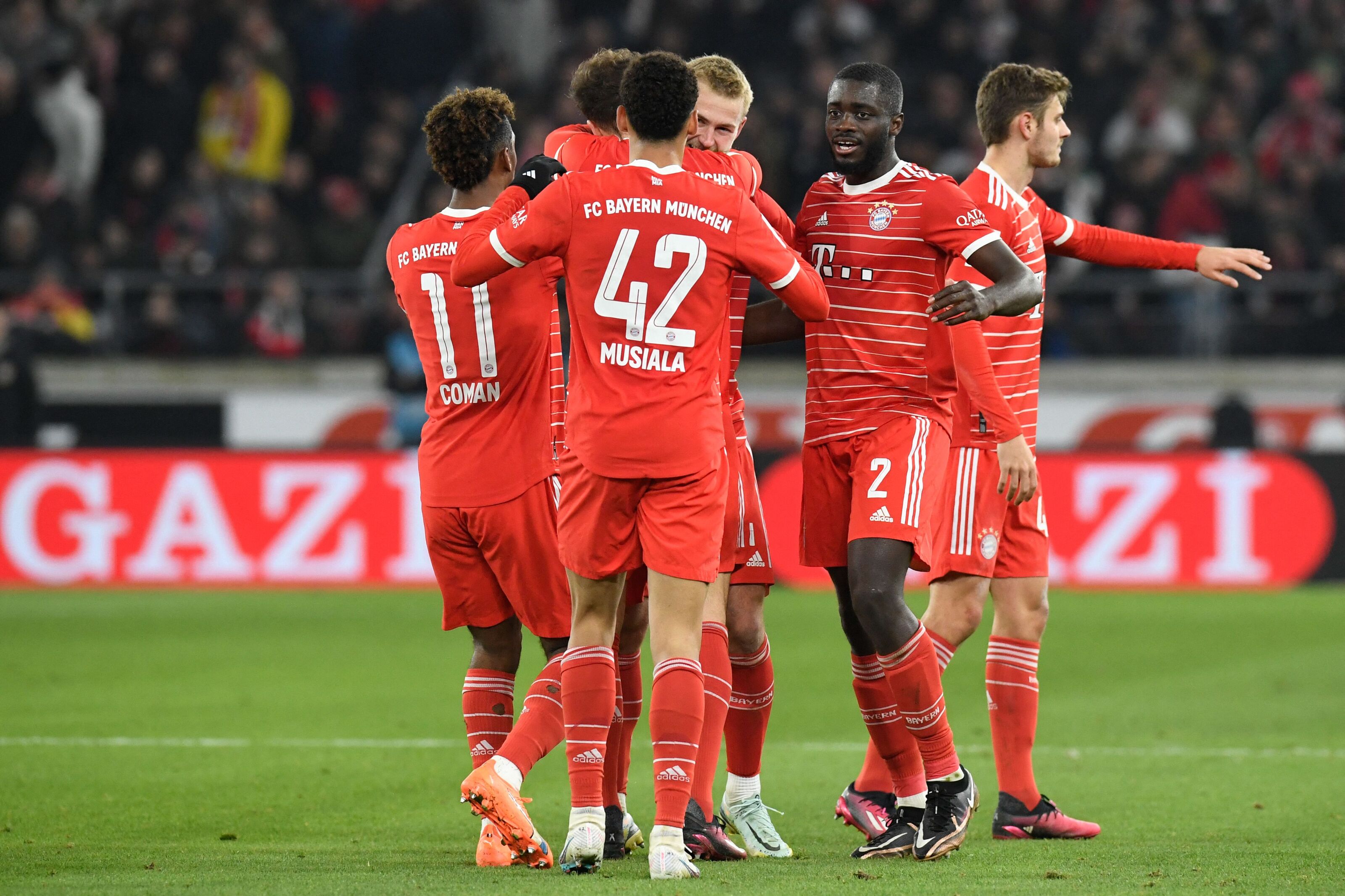 Highlights: Stuttgart 1-2 Bayern in Bundesliga 2022-2023