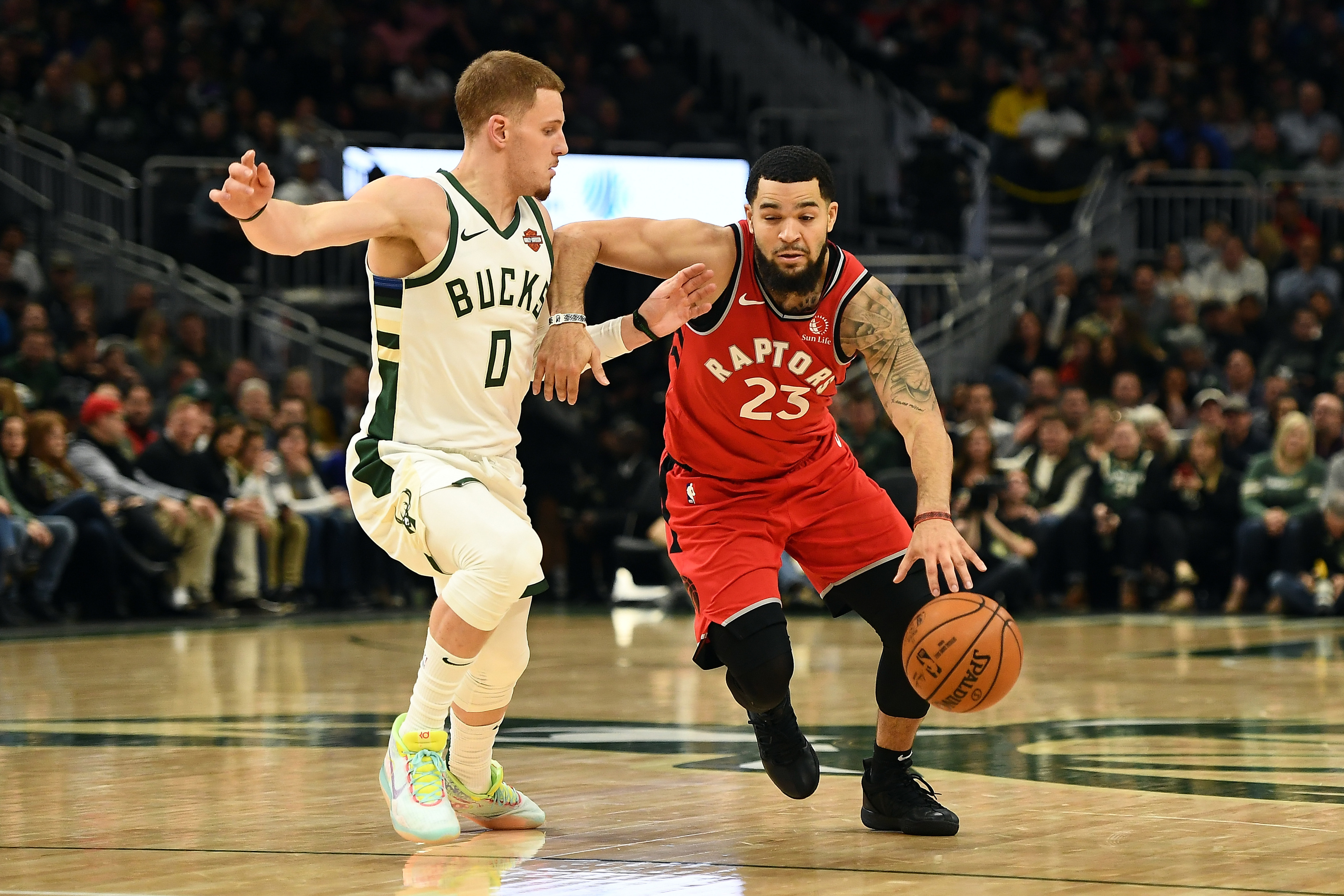 What's going on with Donte DiVincenzo for the Milwaukee Bucks so far?