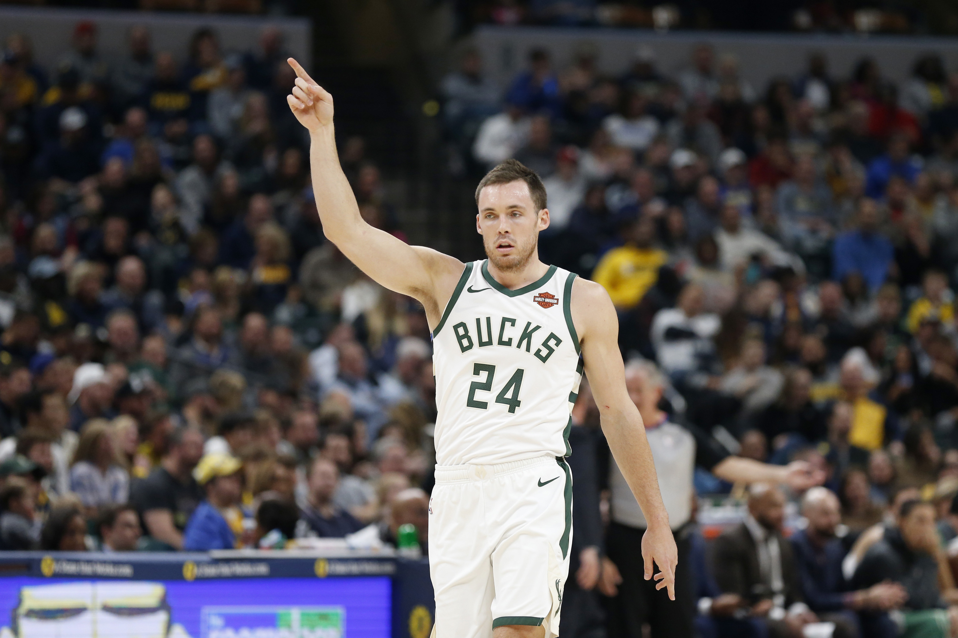 NBA's Pat Connaughton, an Orioles draft pick, believes he will