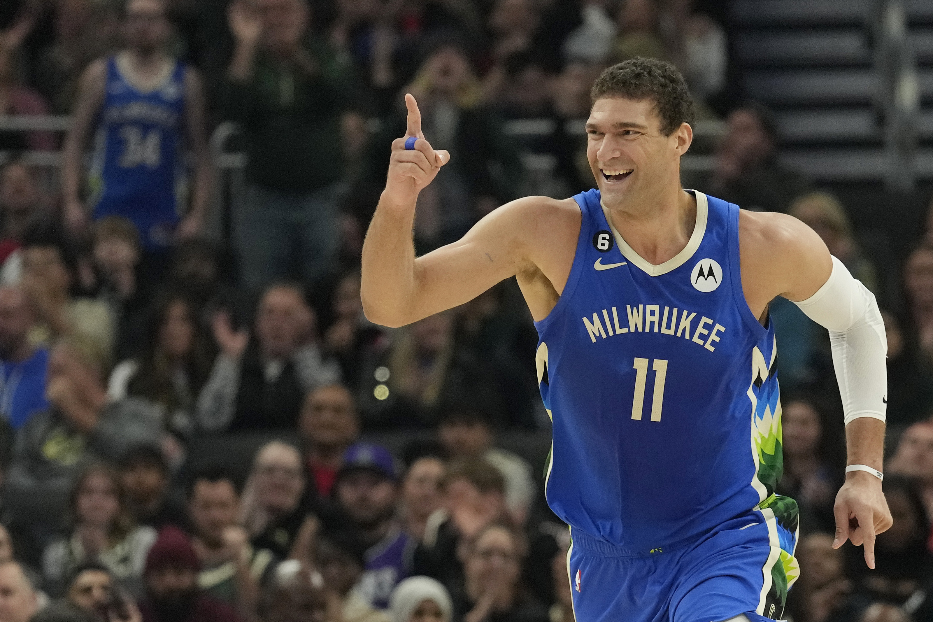 Brook Lopez On Future With Bucks: Can't Imagine Being Anywhere