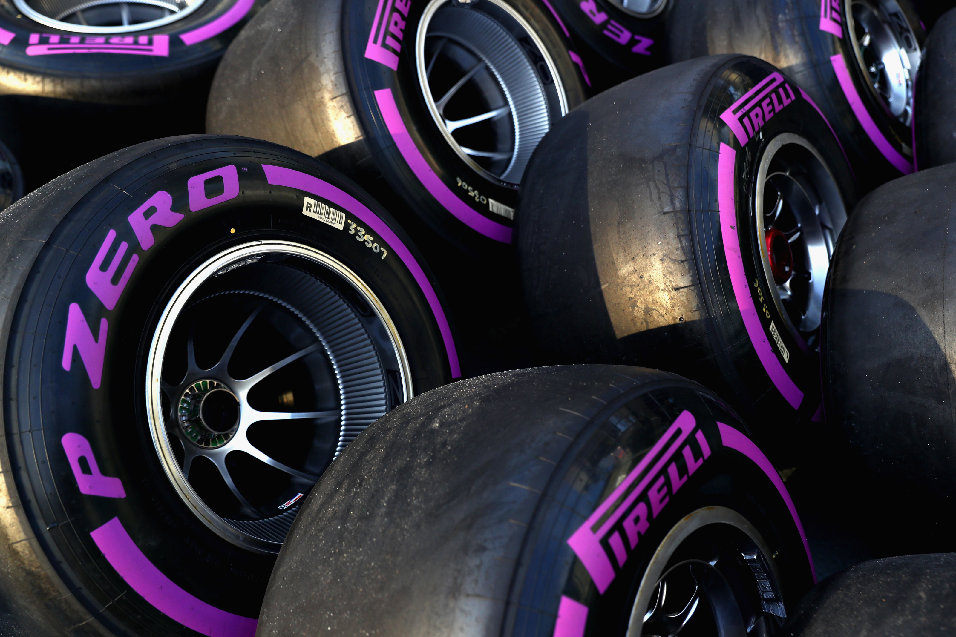 Formula 1 New tire sizes and regulation to come in 2021