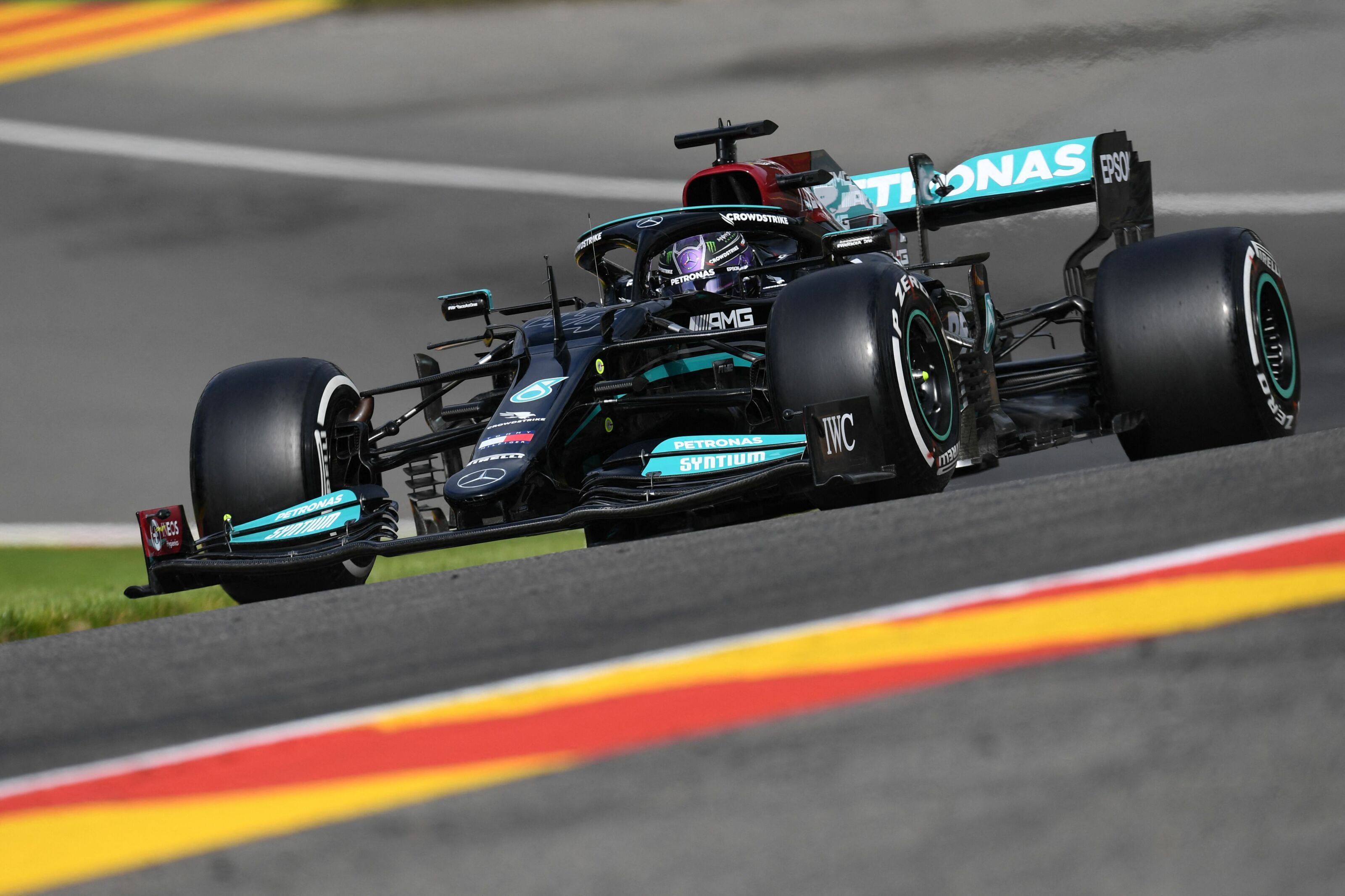 Formula 1 Mercedes decision questions new engine rules