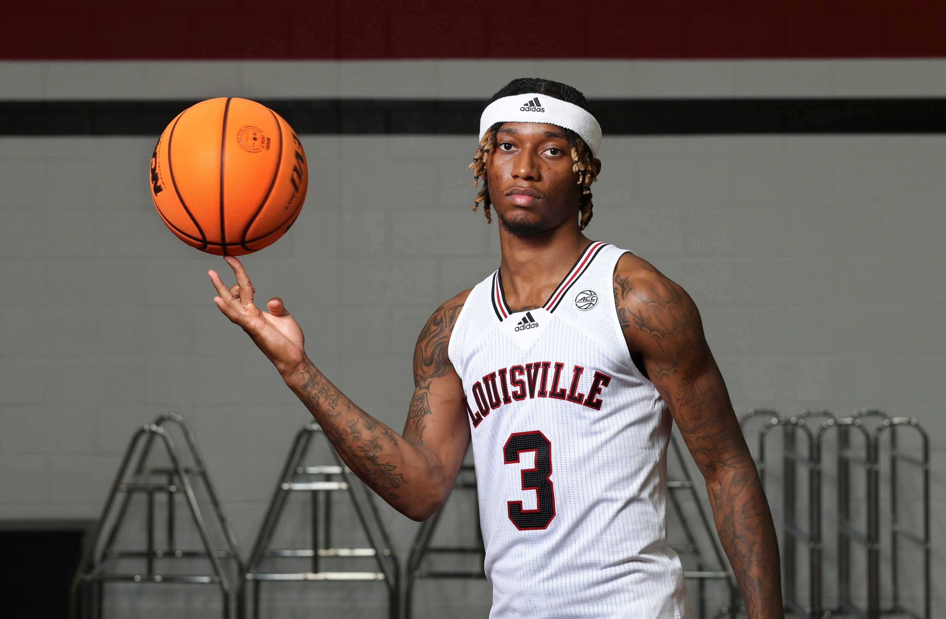 Ellis Looks to Repeat in Dunk Contest at Louisville Live