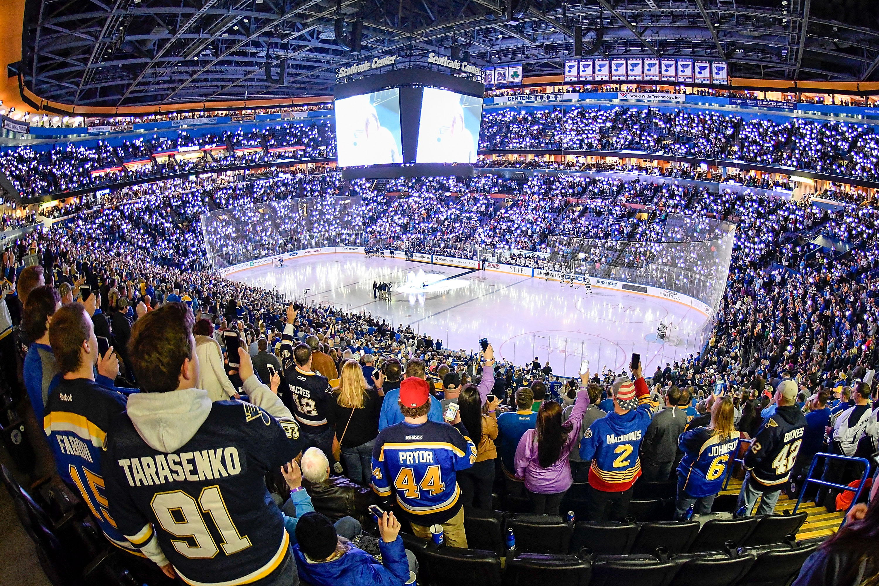St. Louis Blues ticket prices rise as team expects large crowds