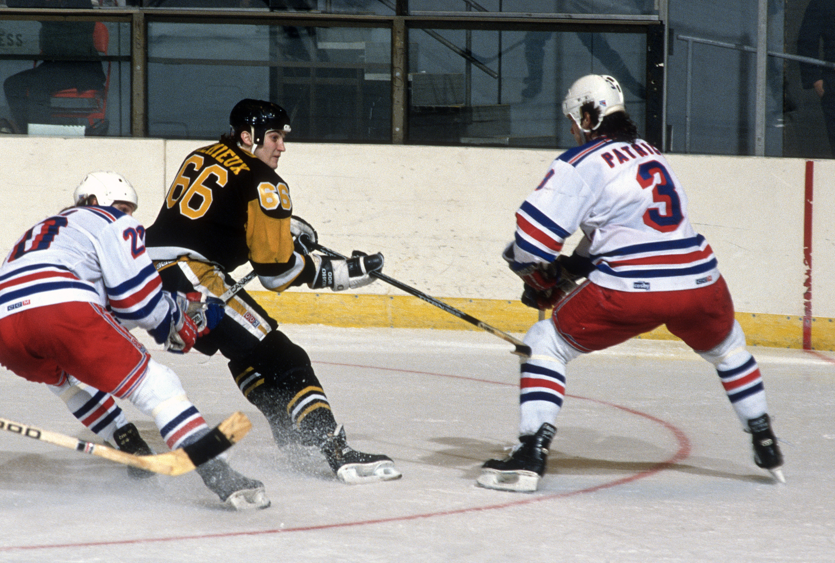 Mario Lemieux of the Pittsburgh Penguins skates against the