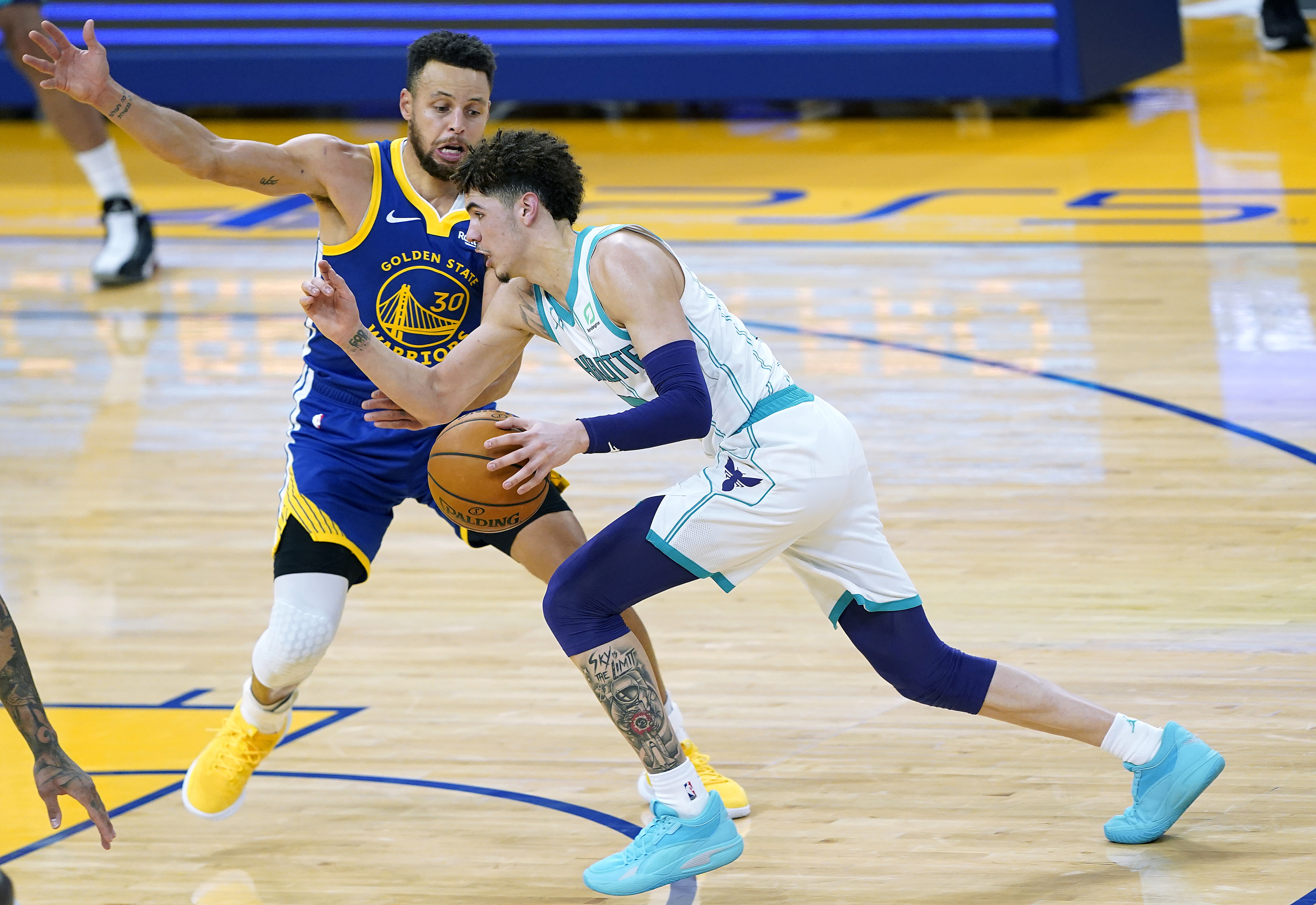 NBA: LaMelo Ball, Hornets run into Steph Curry and the Warriors