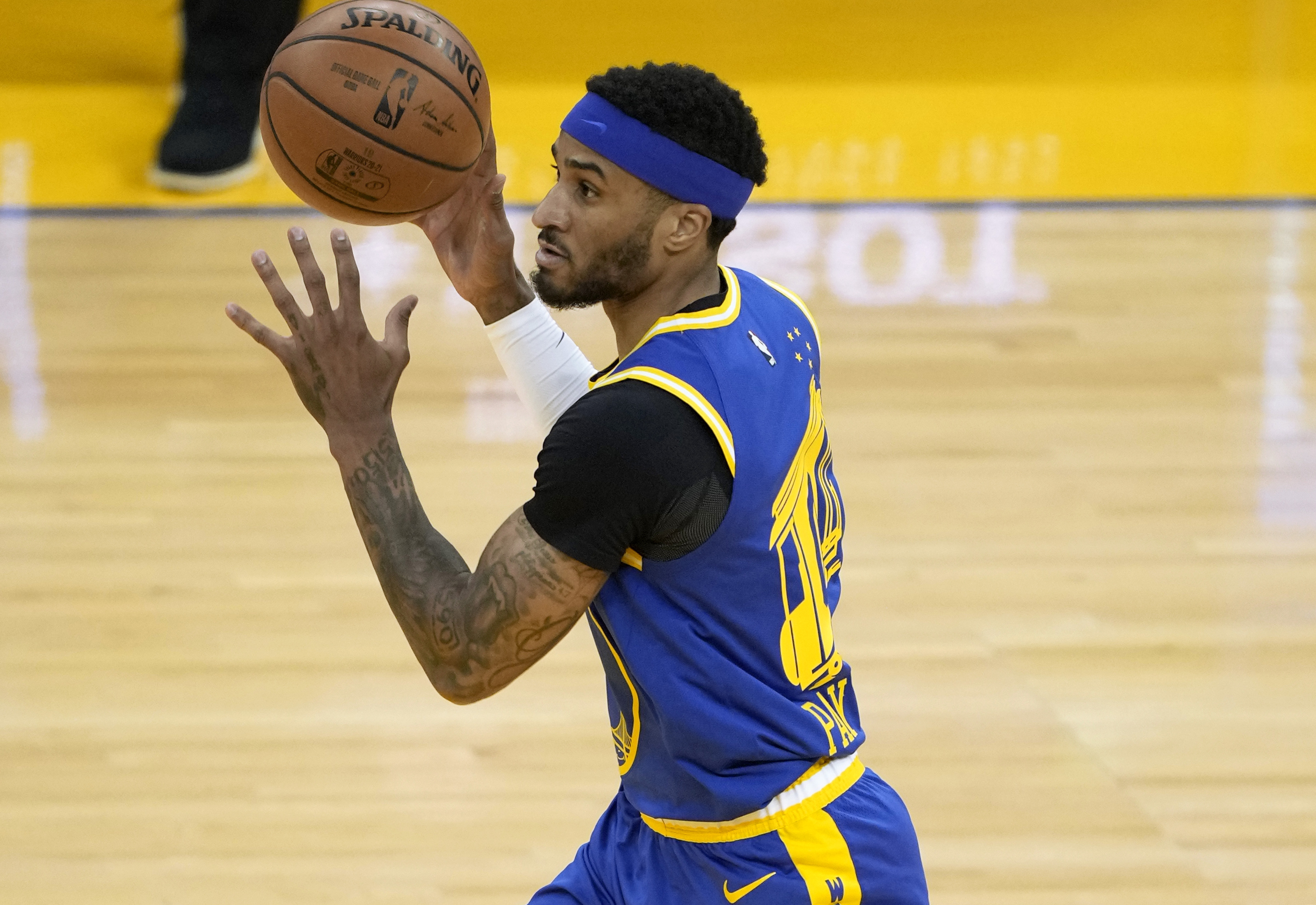 What might the Warriors do with their vacant 15th roster spot