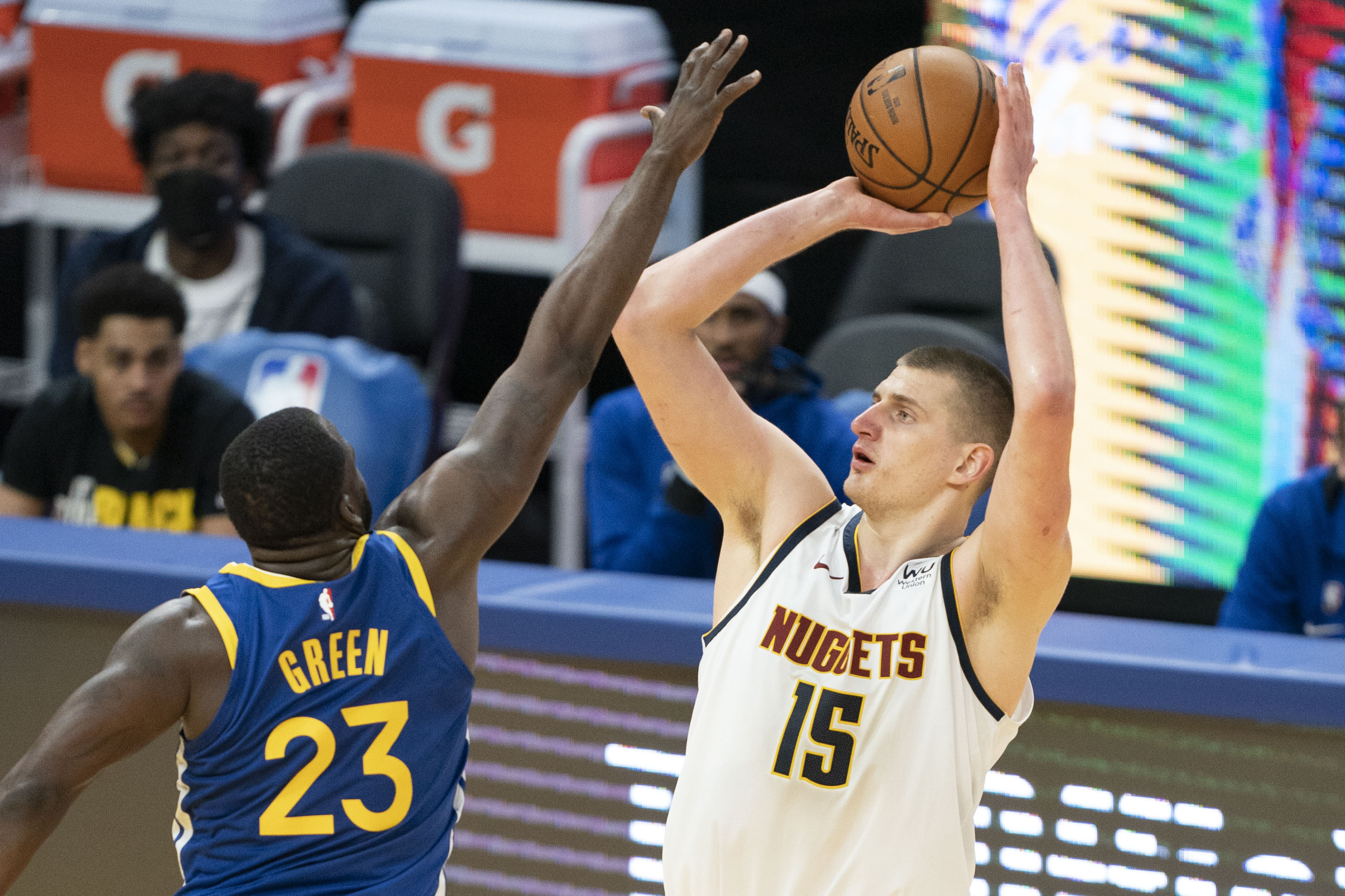 Draymond Green's moment with Nikola Jokić after shredding his defense on TV  - Basketball Network - Your daily dose of basketball