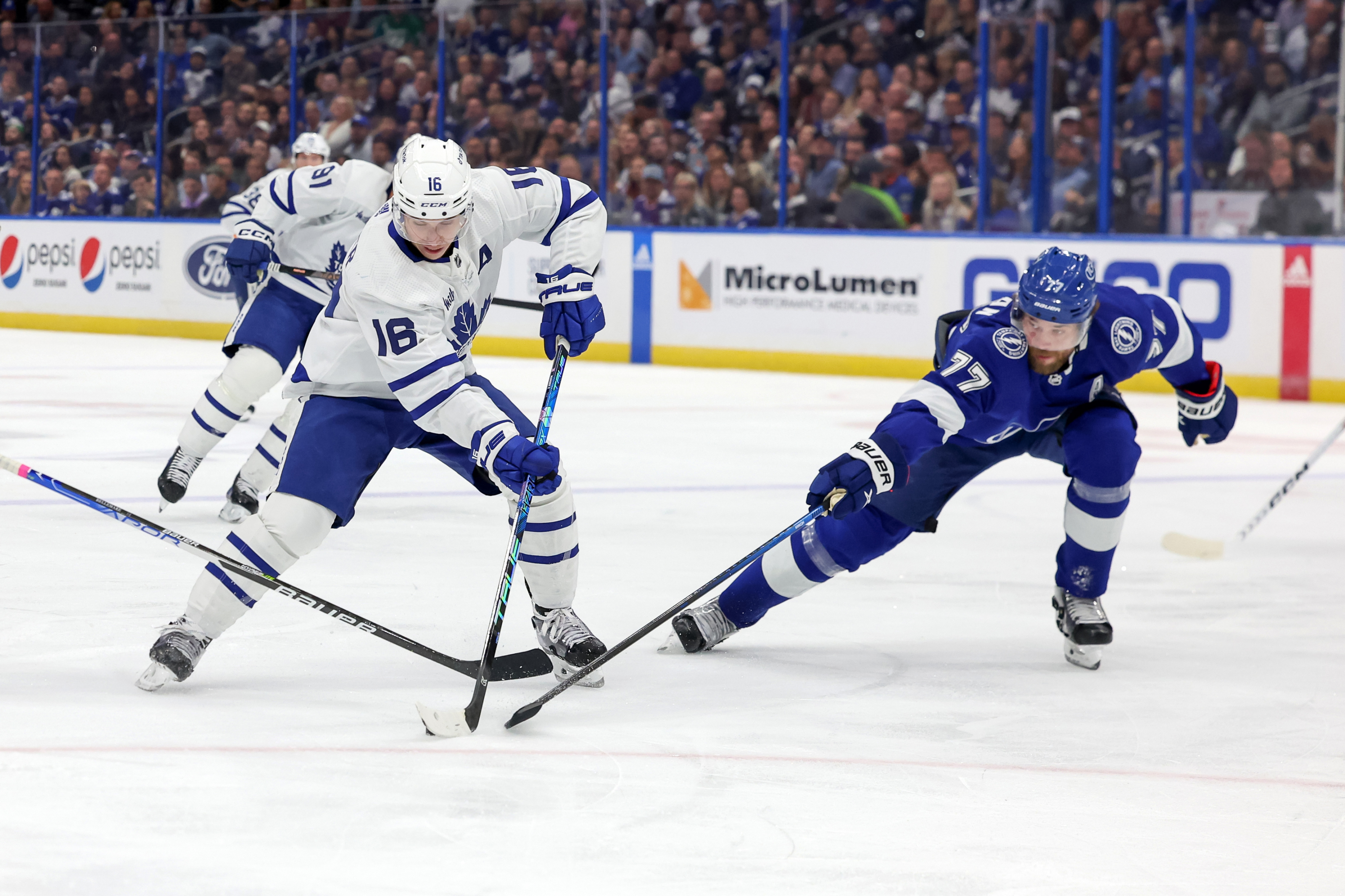 Toronto Maple Leafs at Tampa Bay Lightning Game 3 Injuries, TV, Odds
