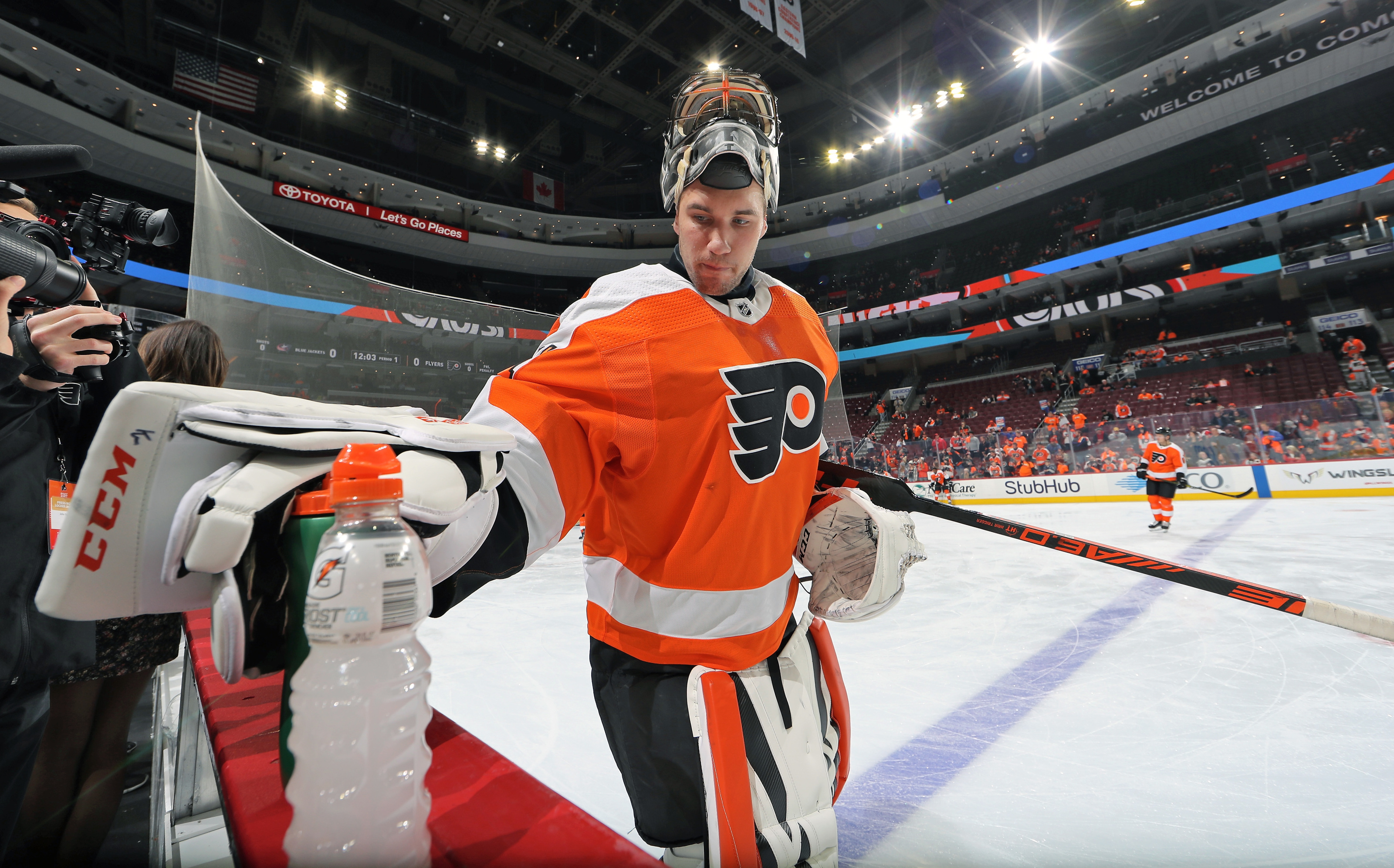 Flyers goalie Anthony Stolarz moving from unwanted to invaluable