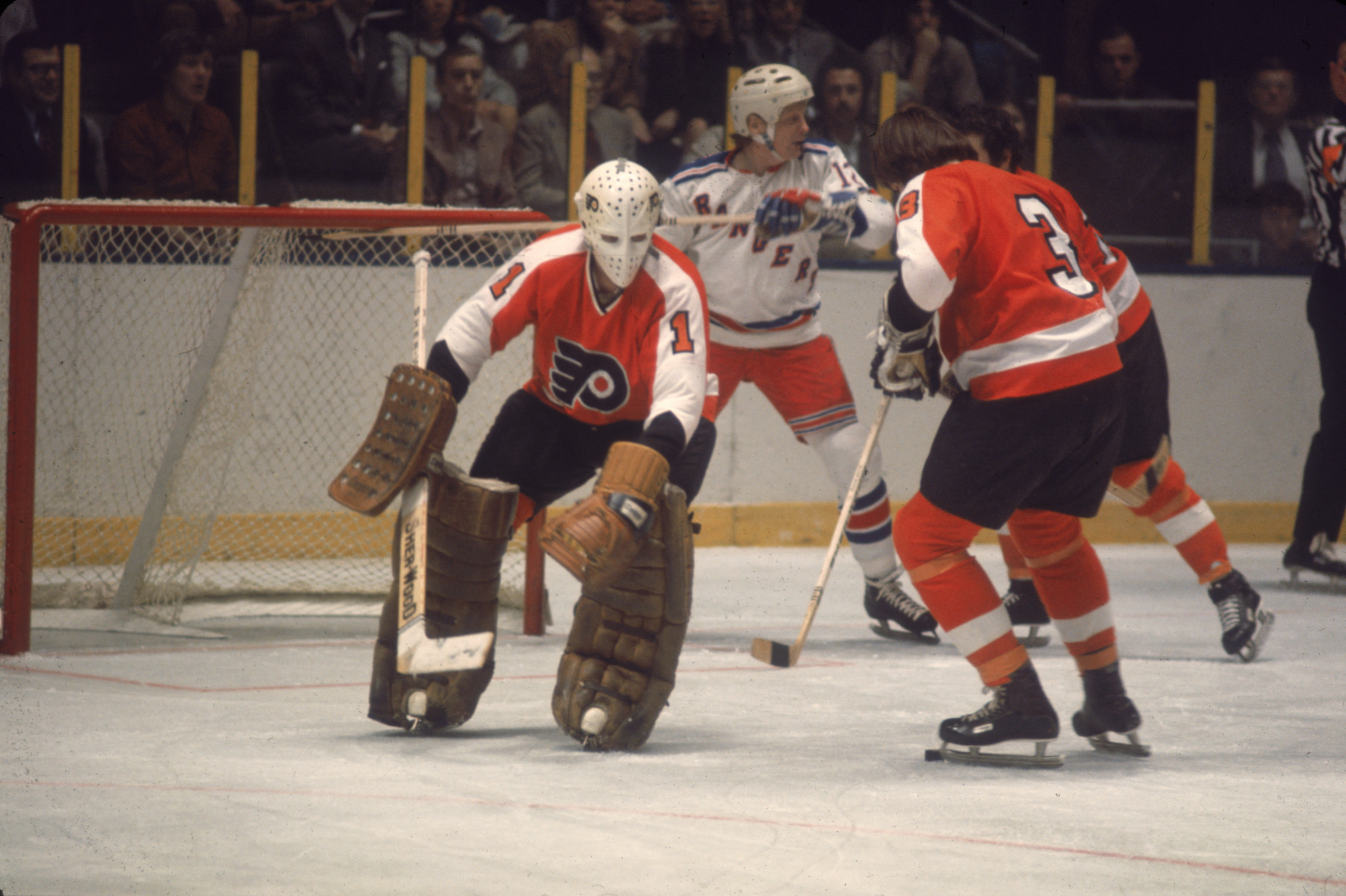 Remembering Bernie Parent's cup-winning days as the Niagara Falls Flyers  goalie