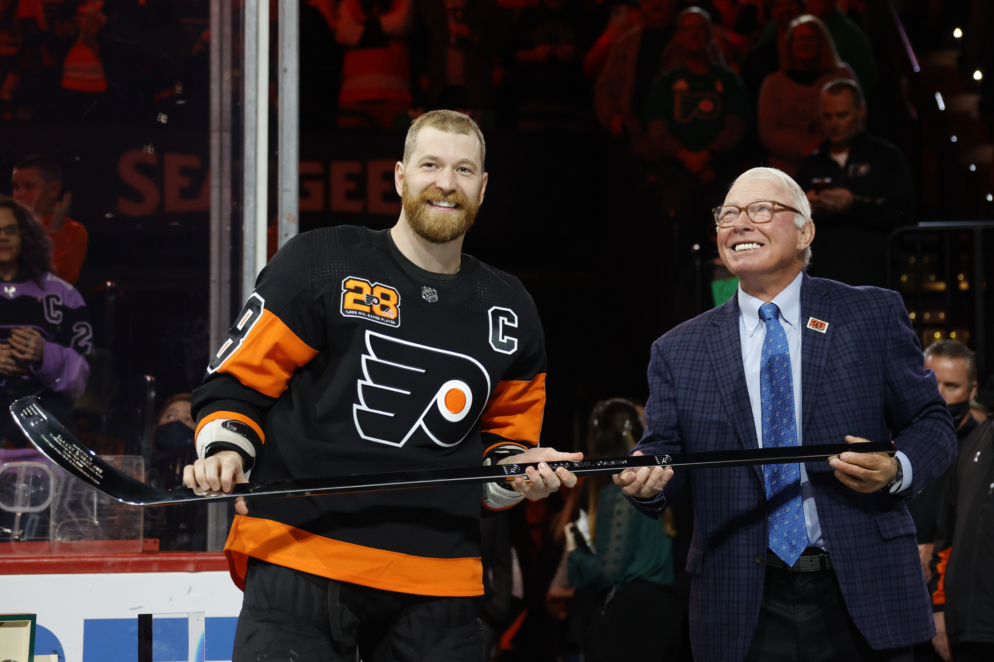 Flyers' Claude Giroux Is A Leader In The Locker Room, And He Is