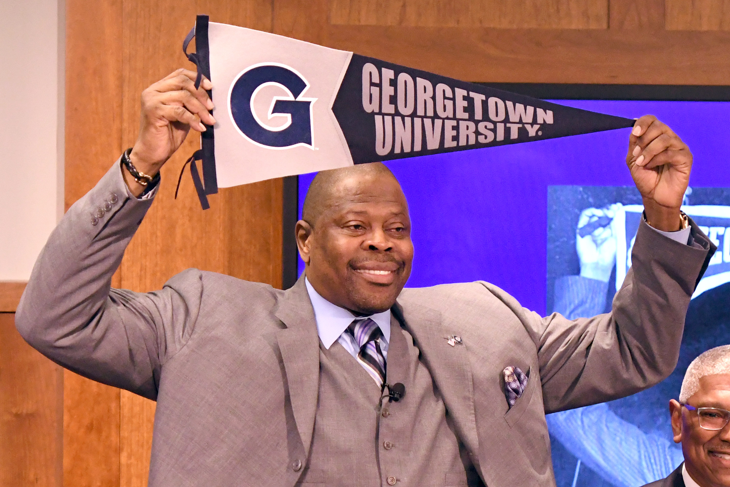 Chris Mullin, Patrick Ewing Jr. brought the St. John's-Georgetown