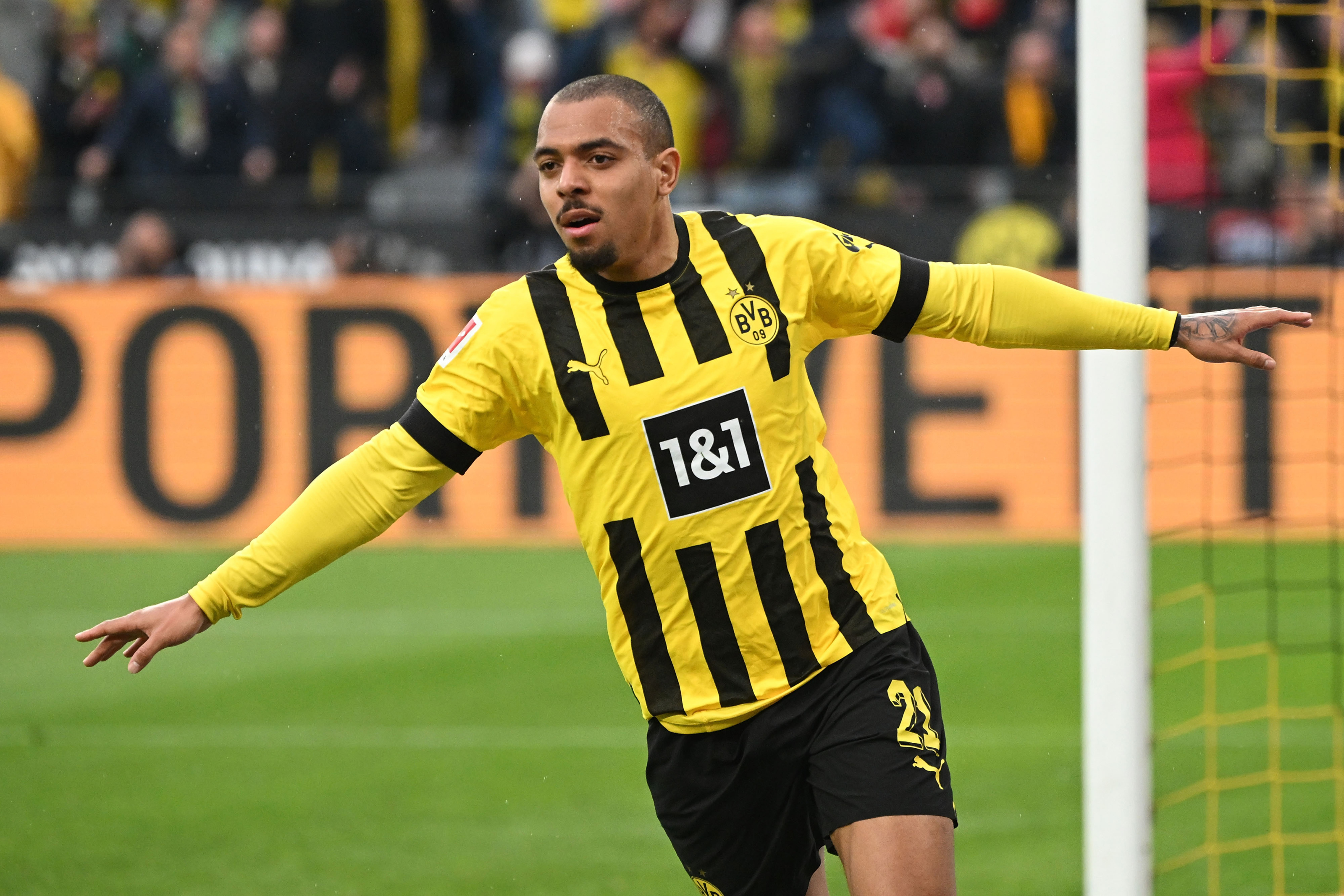 Liverpool eyeing Borussia Dortmund ace to replace Mohamed Salah