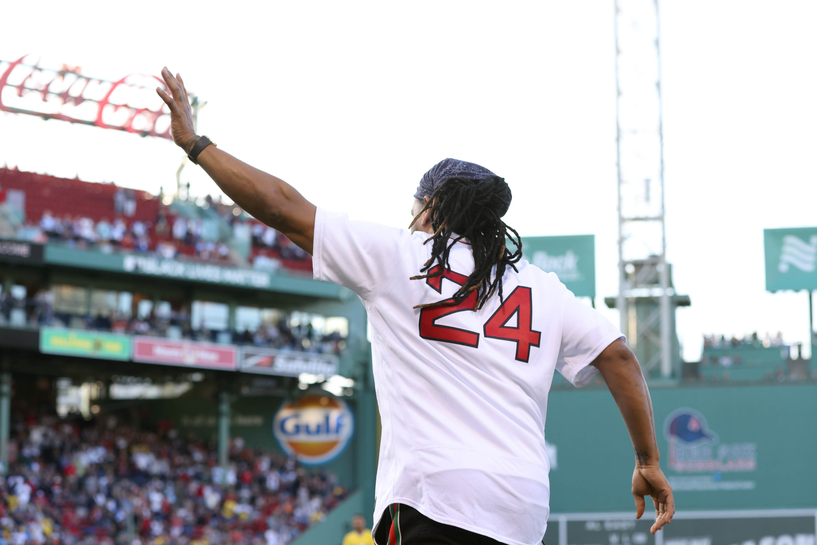 Boston Red Sox: Manny Ramirez wants to attempt a comeback