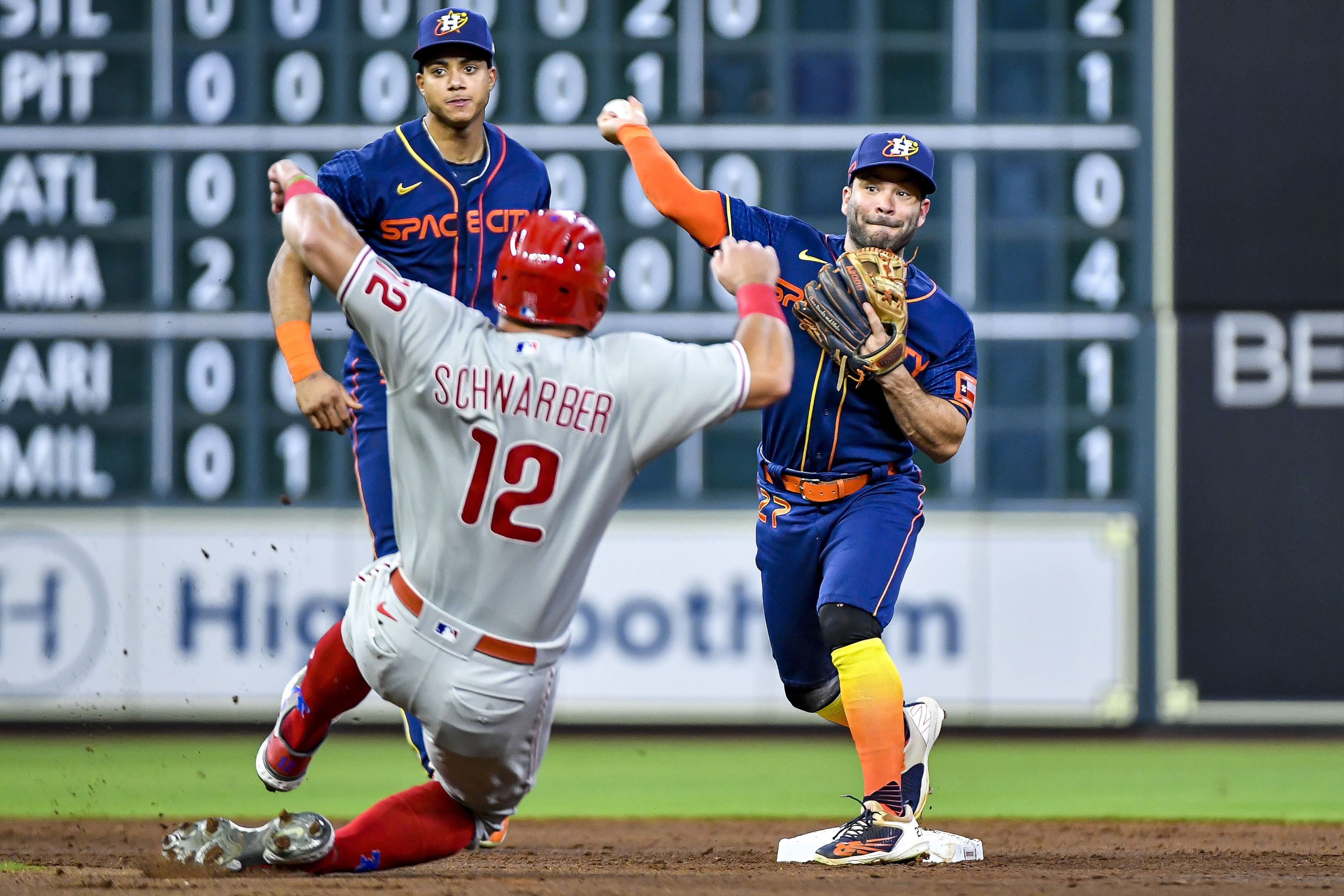 Phillies vs Astros: Two teams cut from different cloths