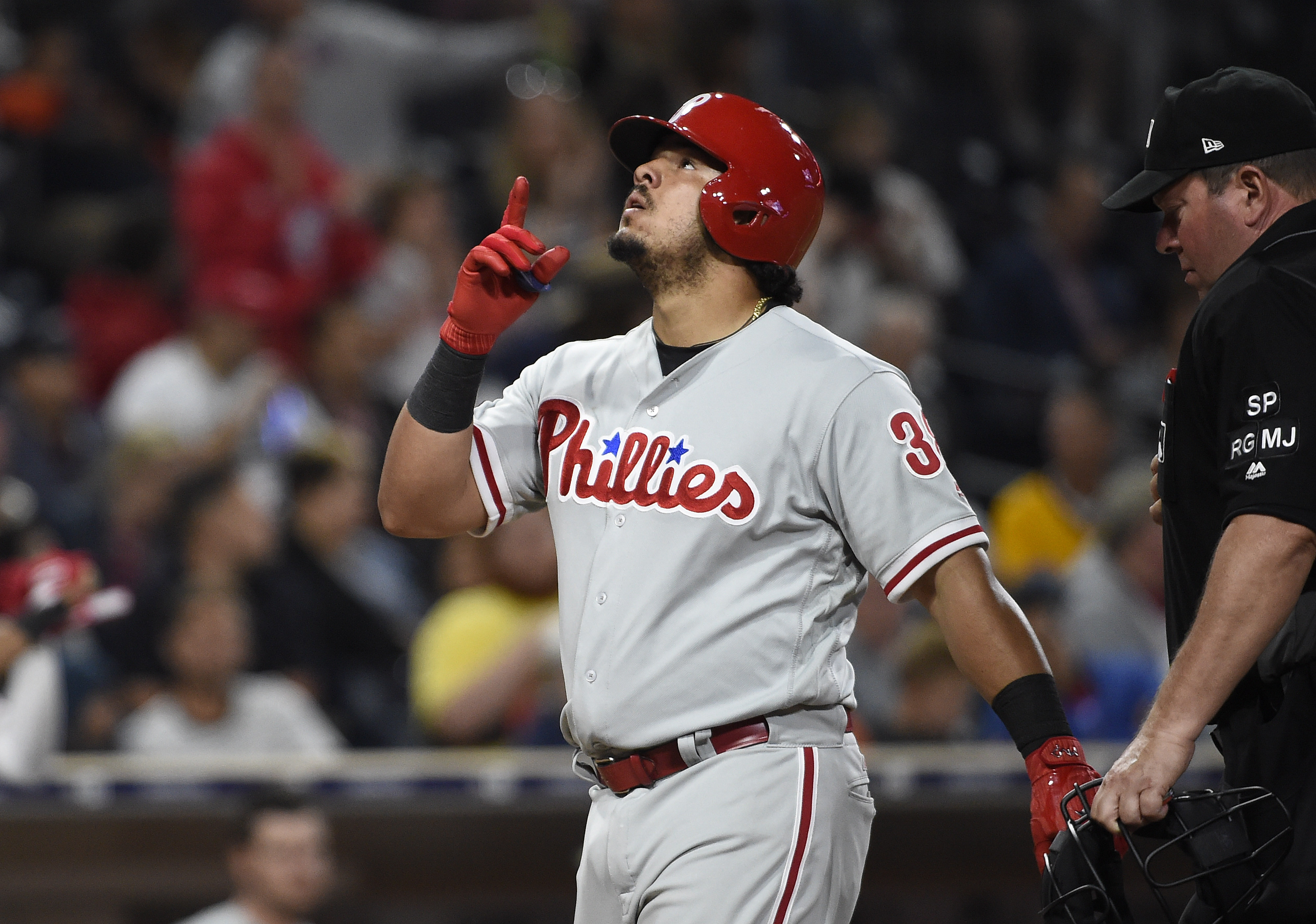 Phillies: Jorge Alfaro is an unfamiliar kind of catcher in Philadelphia