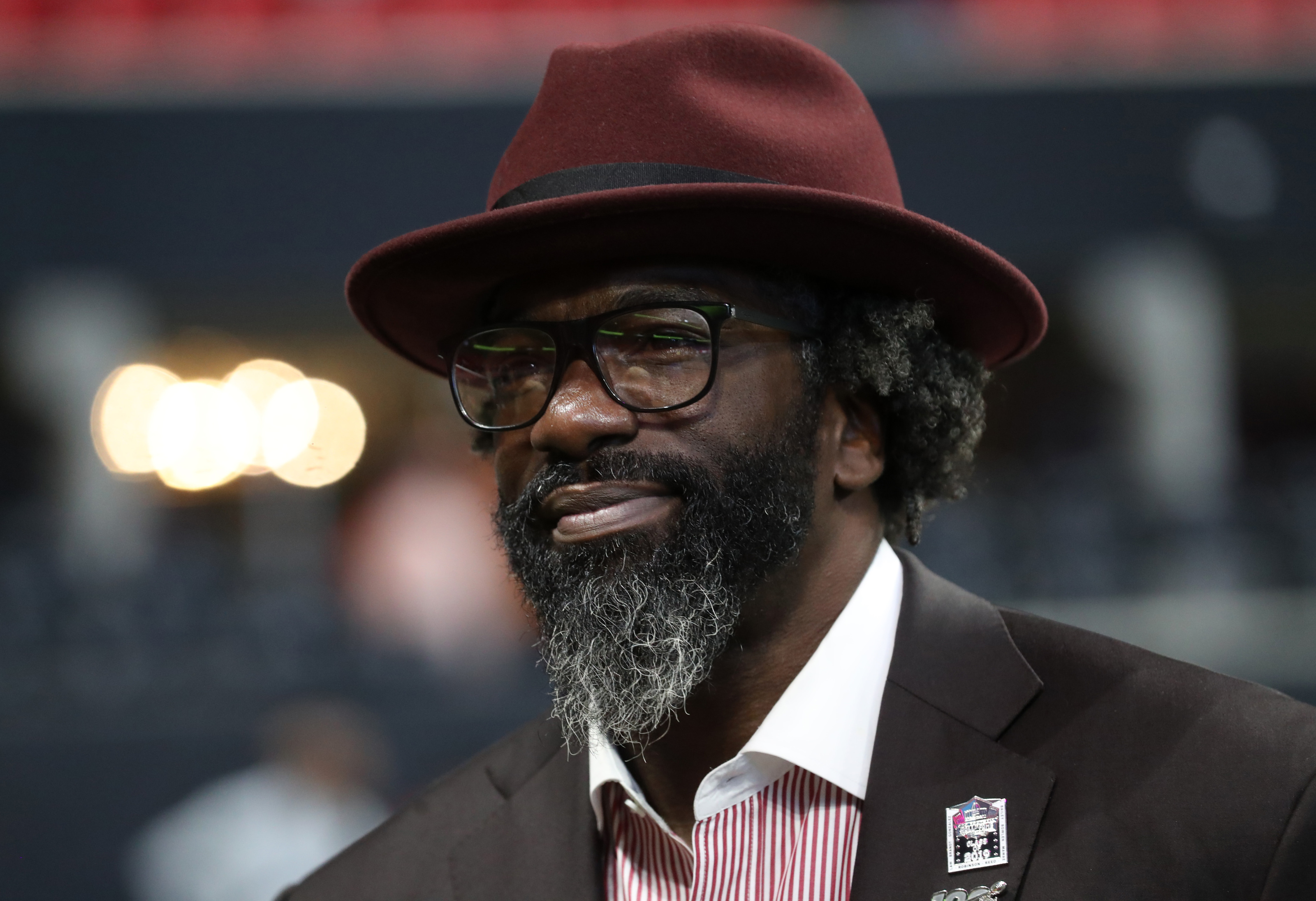 Miami football legend Ed Reed clarifies he is not a coachat this moment