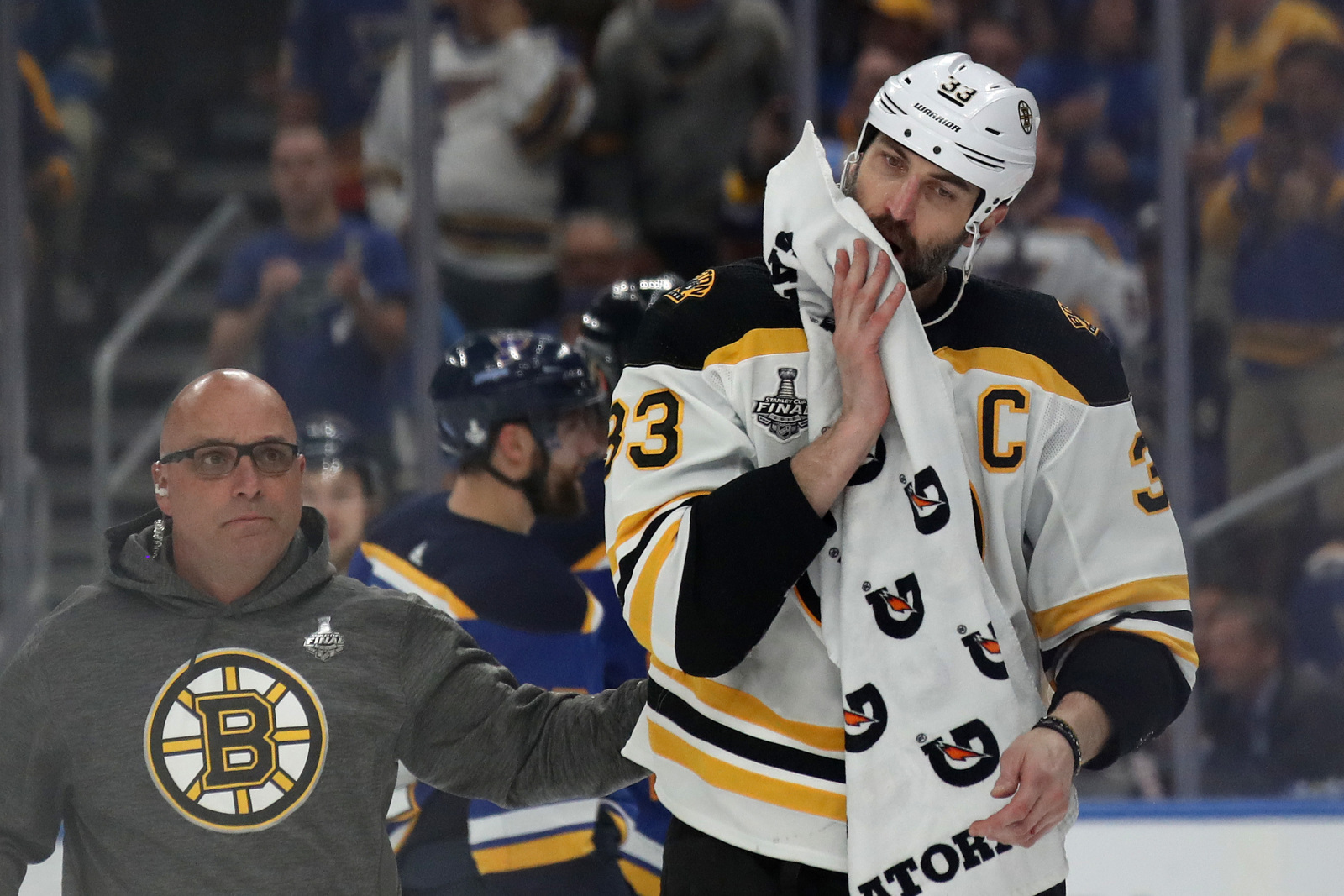 Zdeno Chara Confirms He Had Multiple Fractures In Jaw During Stanley Cup  Final - CBS Boston