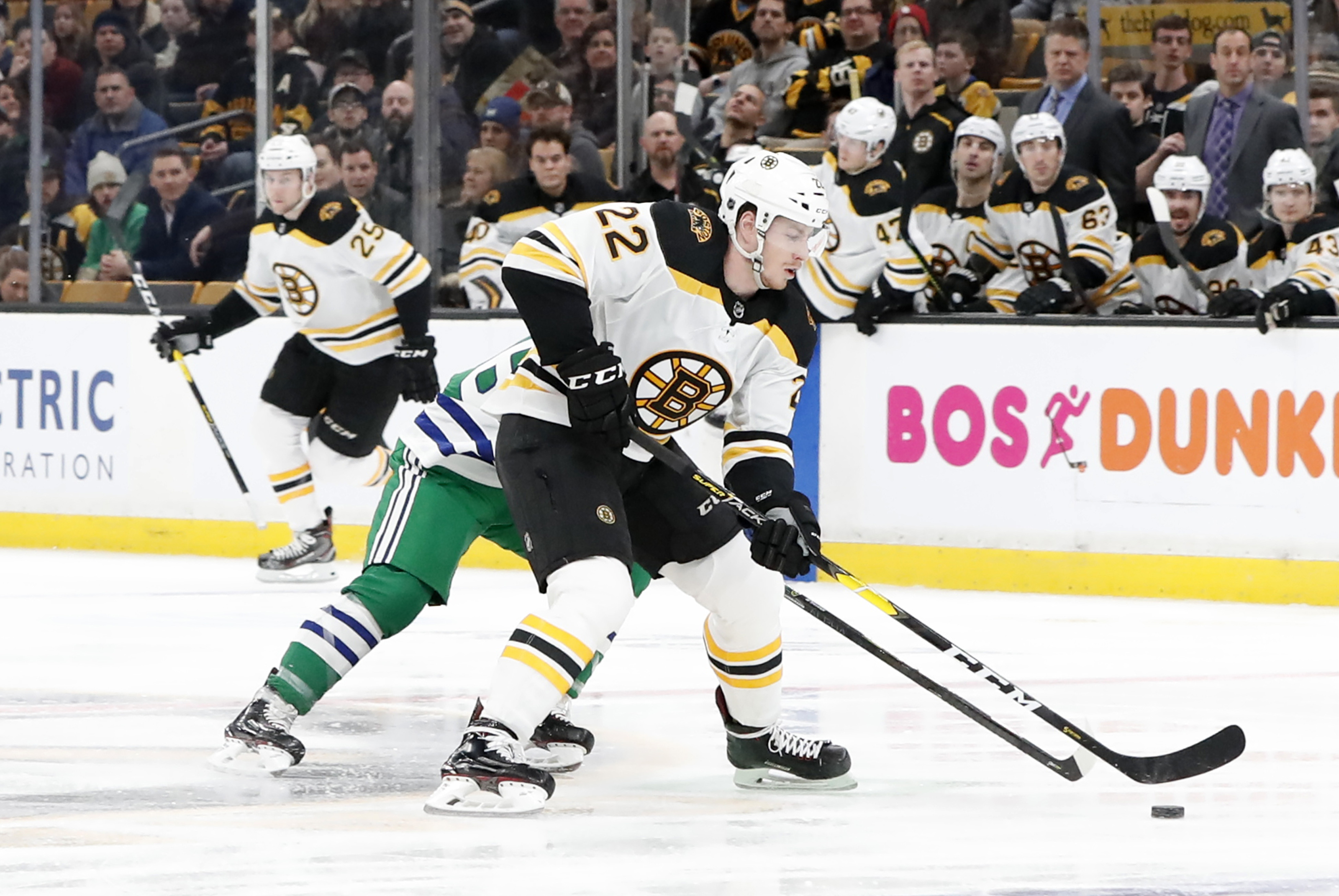 Report: Bruins' DeBrusk willing to work on extension to facilitate
