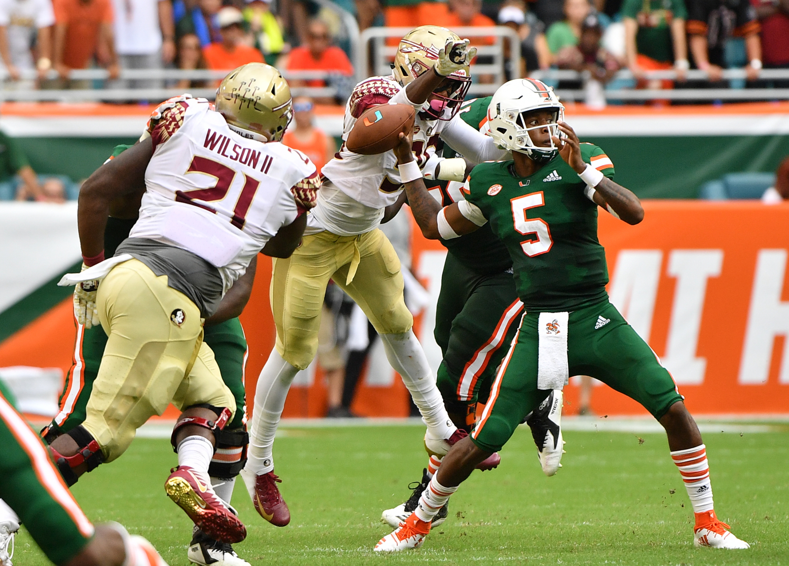Report: FSU defensive end Brian Burns leaving early for NFL Draft