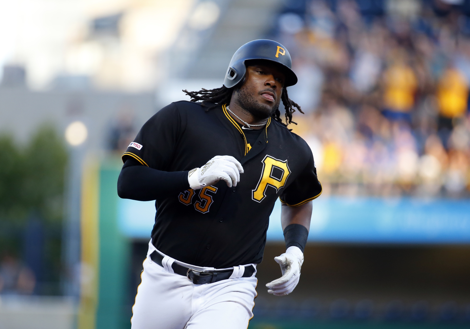 Pirates' Josh Bell bows out of Home Run Derby early; Mets' Pete Alonso wins