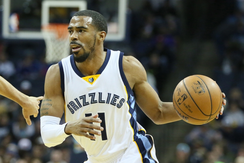 Mike Conley agrees to stay with Memphis Grizzlies