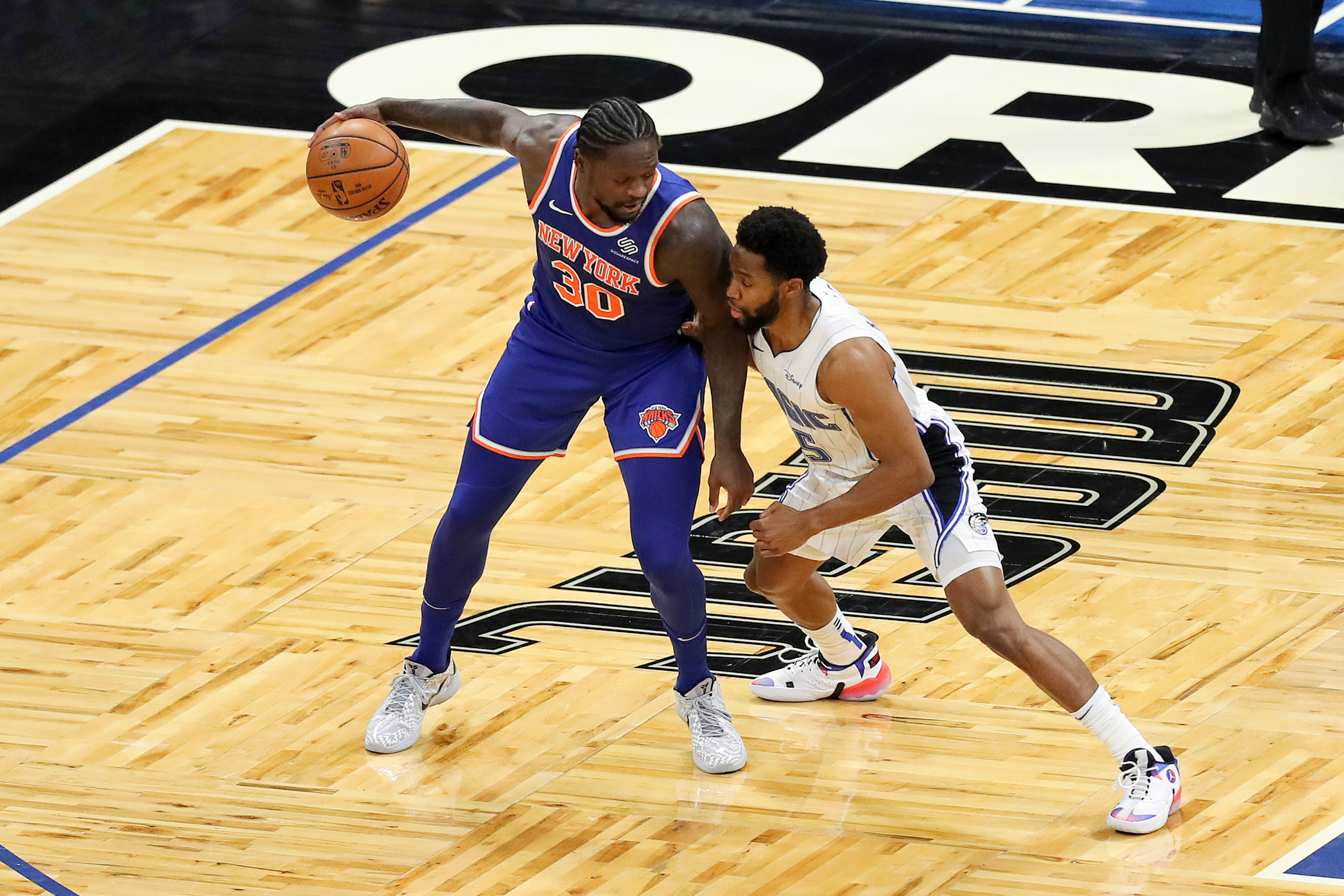 Knicks' Julius Randle targeting return for Game 1 on Saturday, per