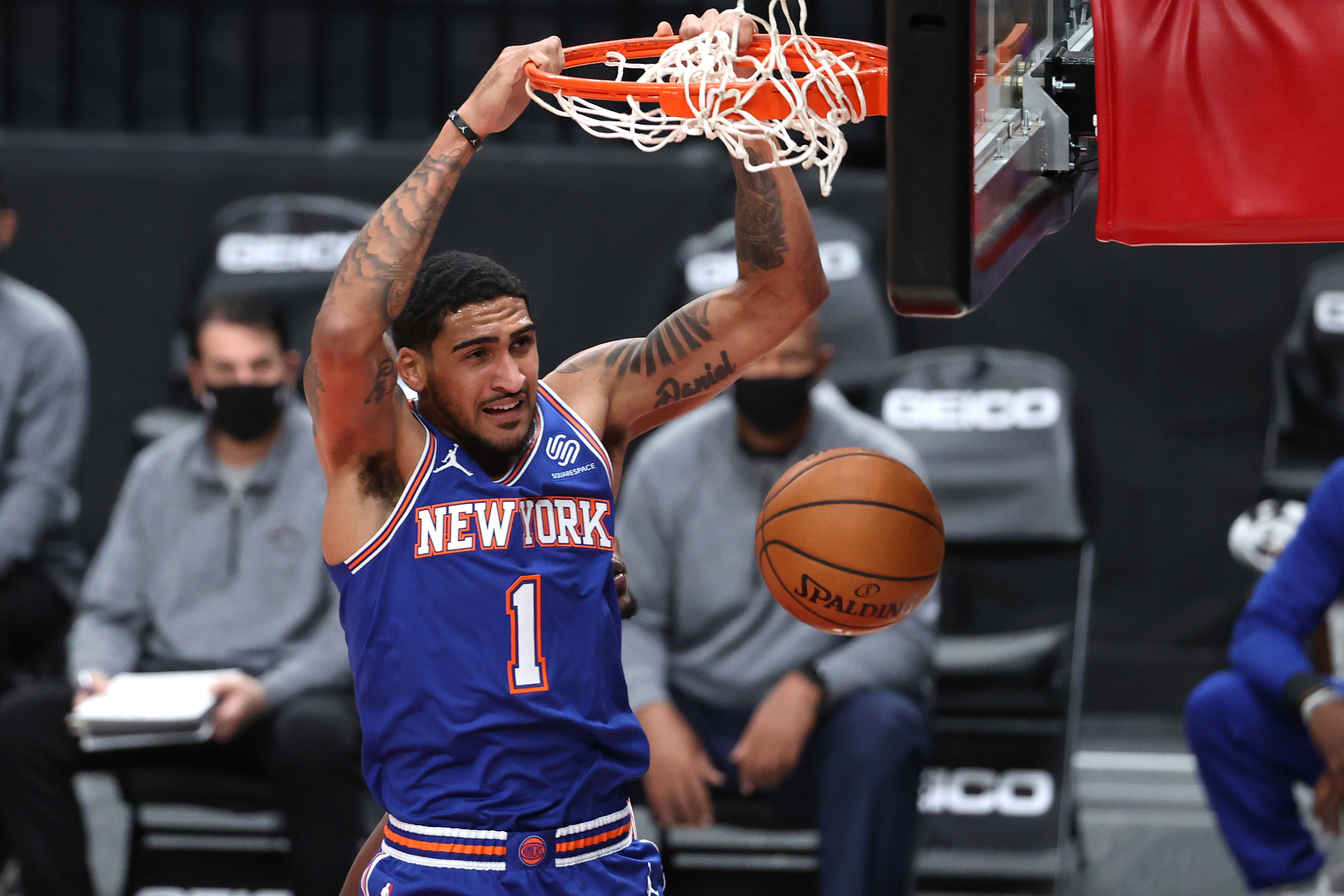 Knicks' Obi Toppin wins dunk contest as others struggle