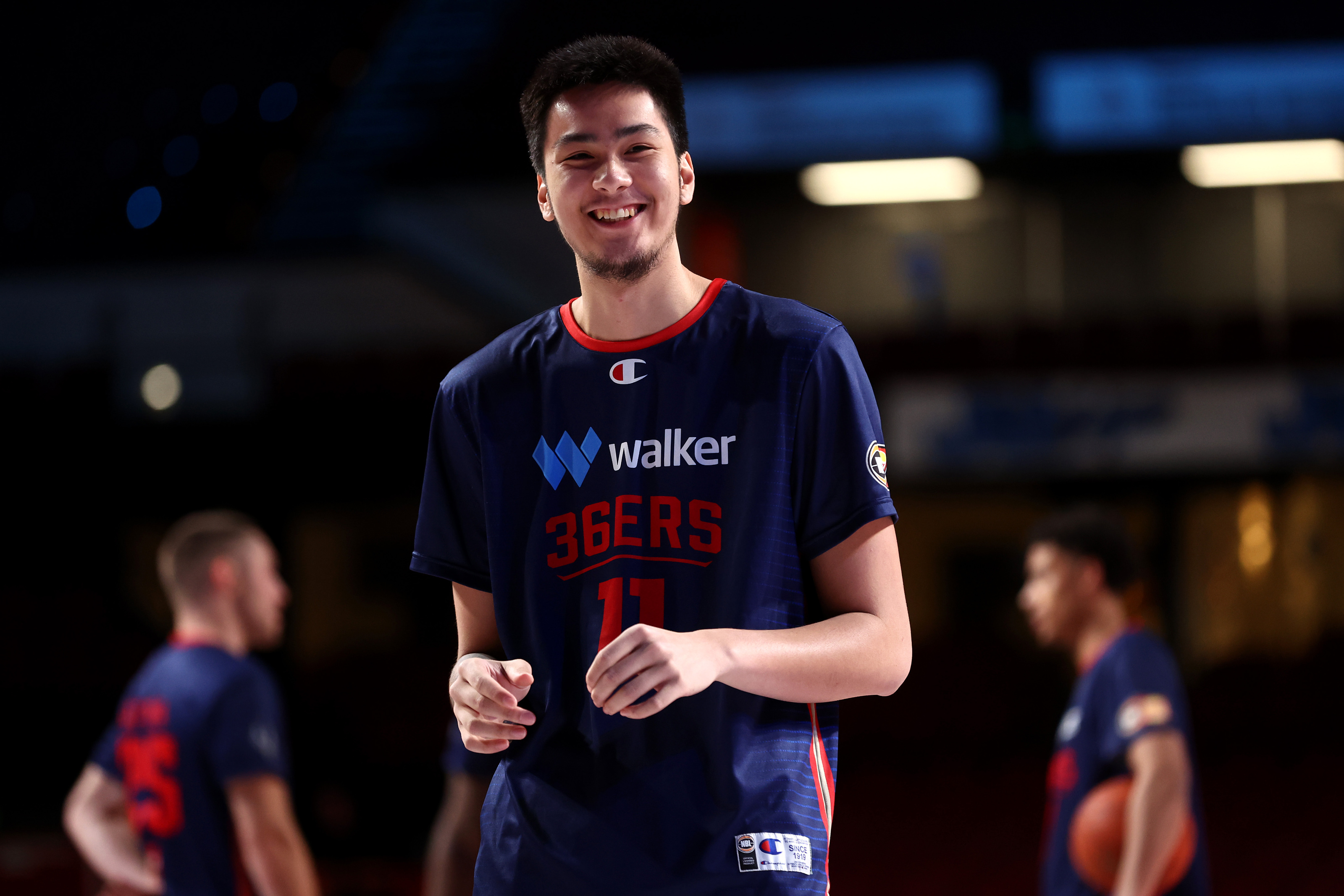 7-foot-3 Kai Sotto works out for Knicks, Magic